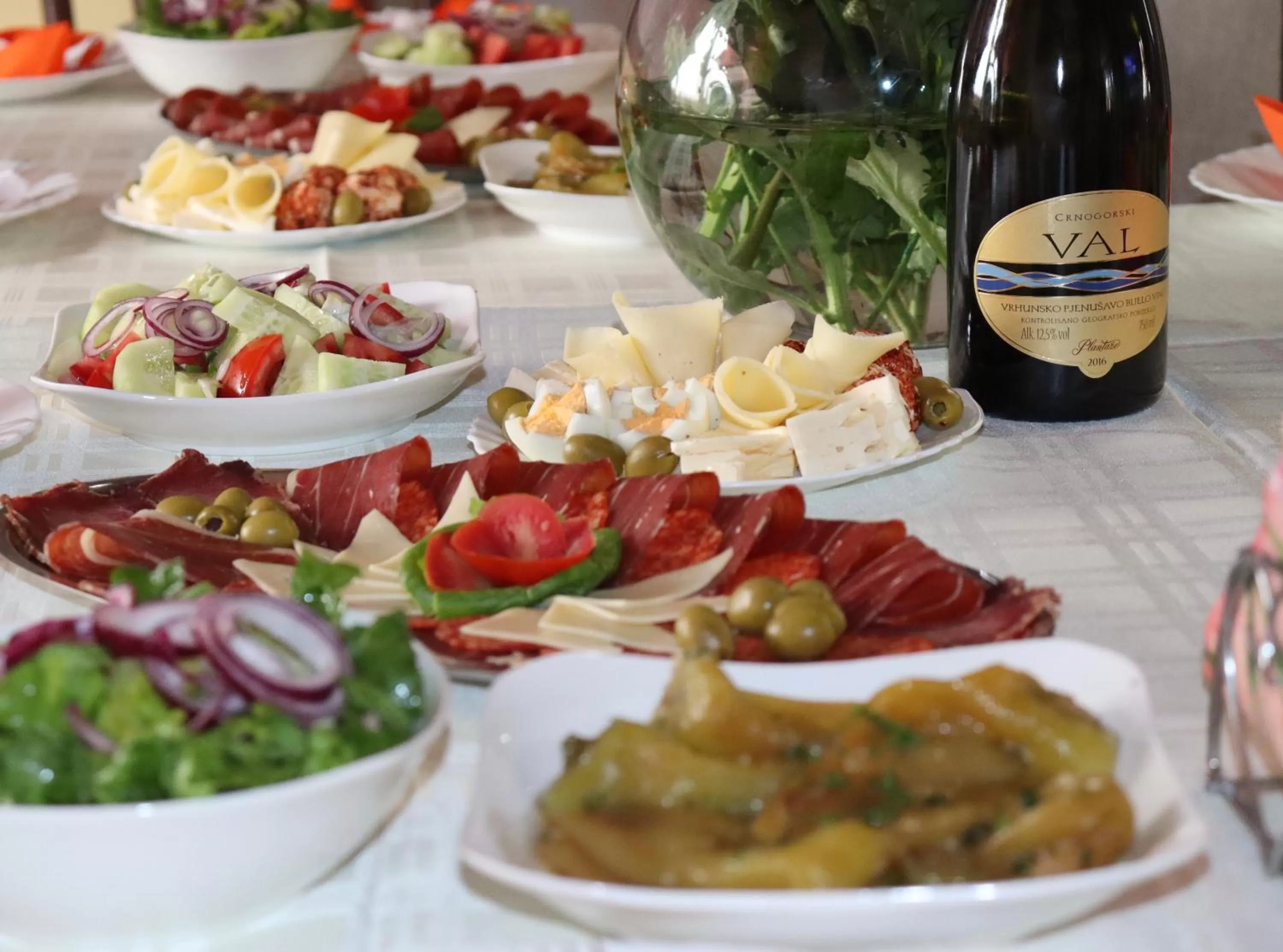 Food and drinks in Restoran & Motel Manjež