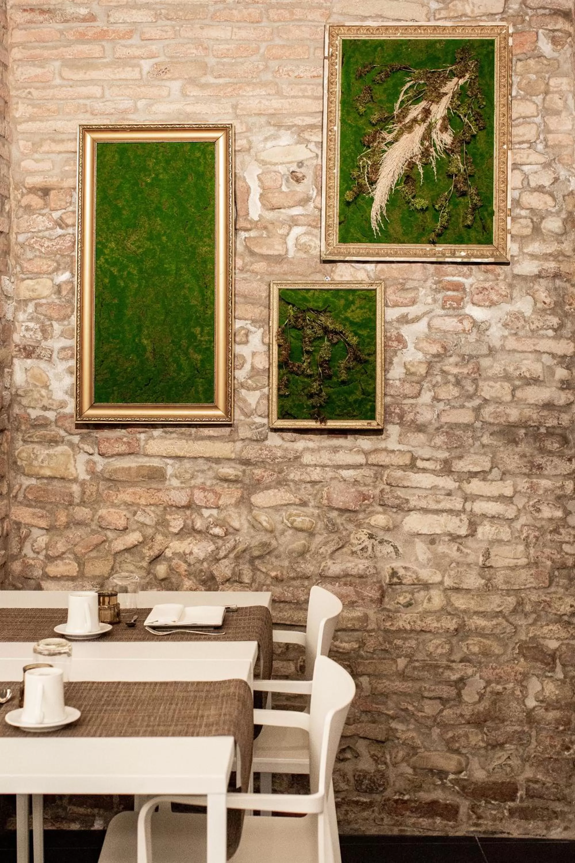Restaurant/places to eat in RB del Teatro&Apartaments