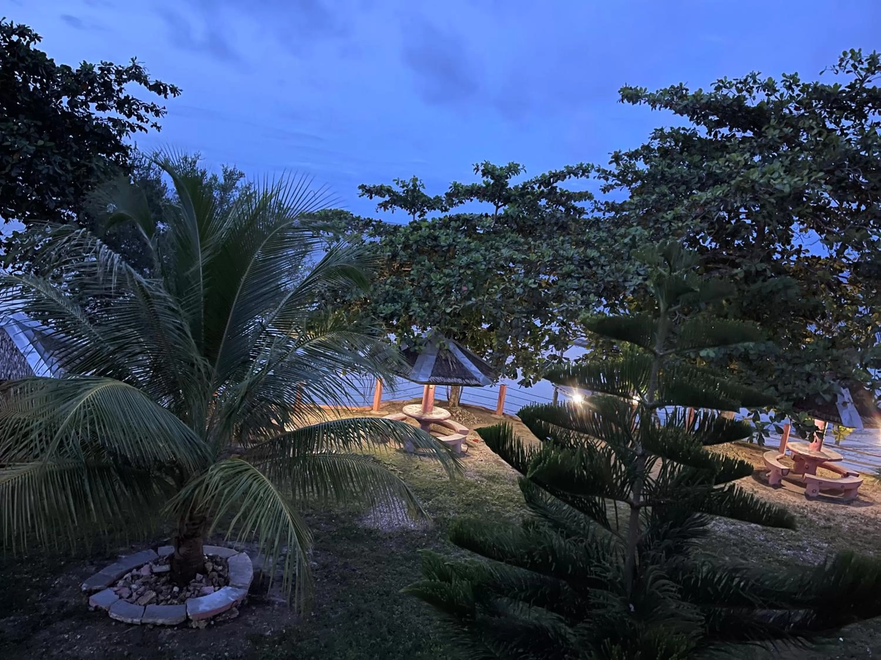 D's Oceanview Beach Resort