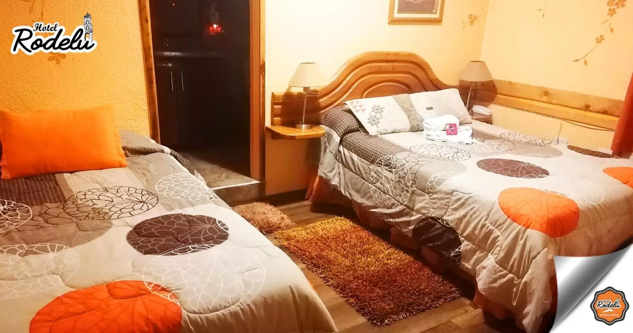 Classic Triple Room in Hotel Rodelu Classic Triple Room in Hotel Rodelu