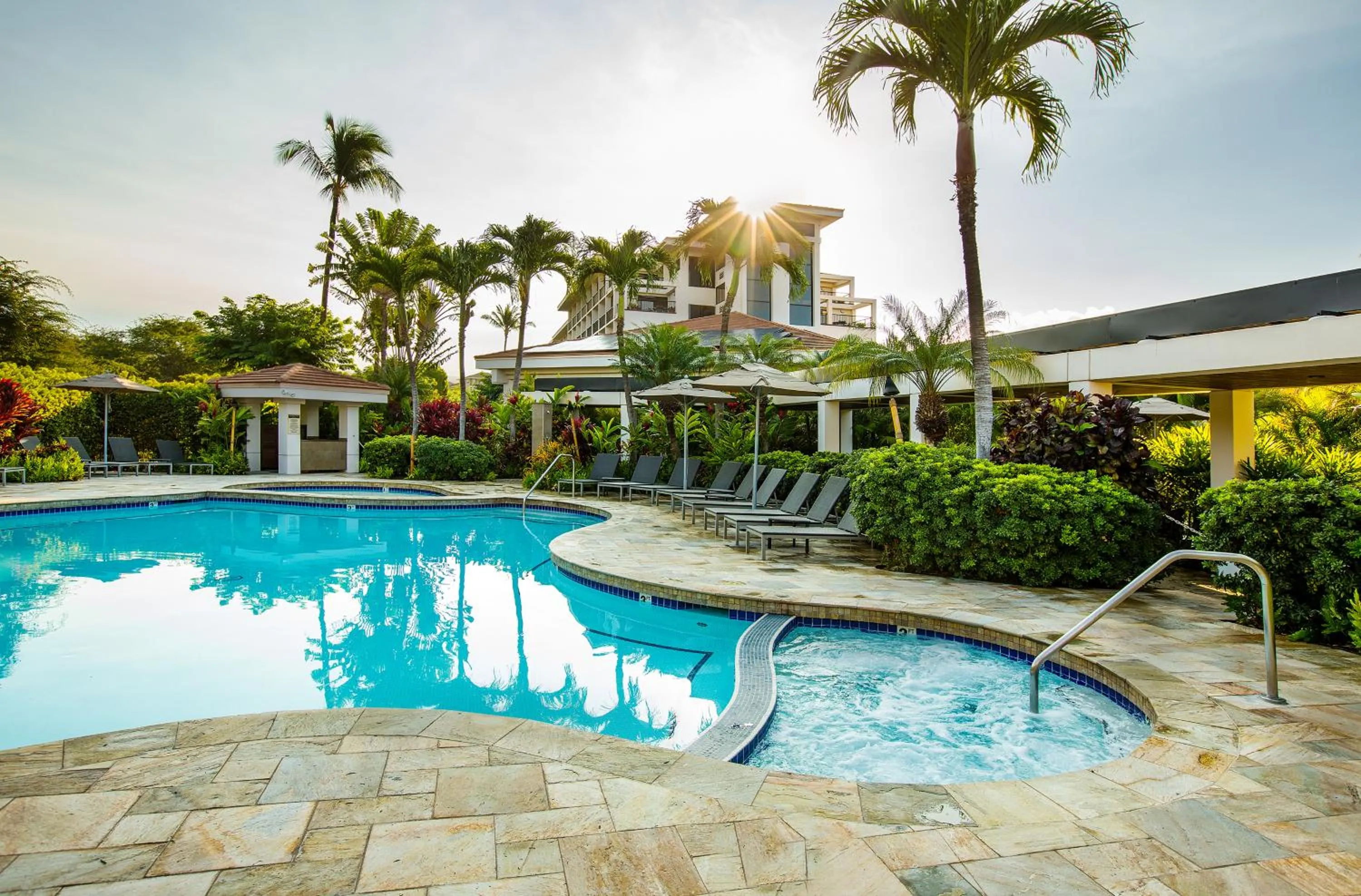 Swimming pool in Maui Coast Hotel