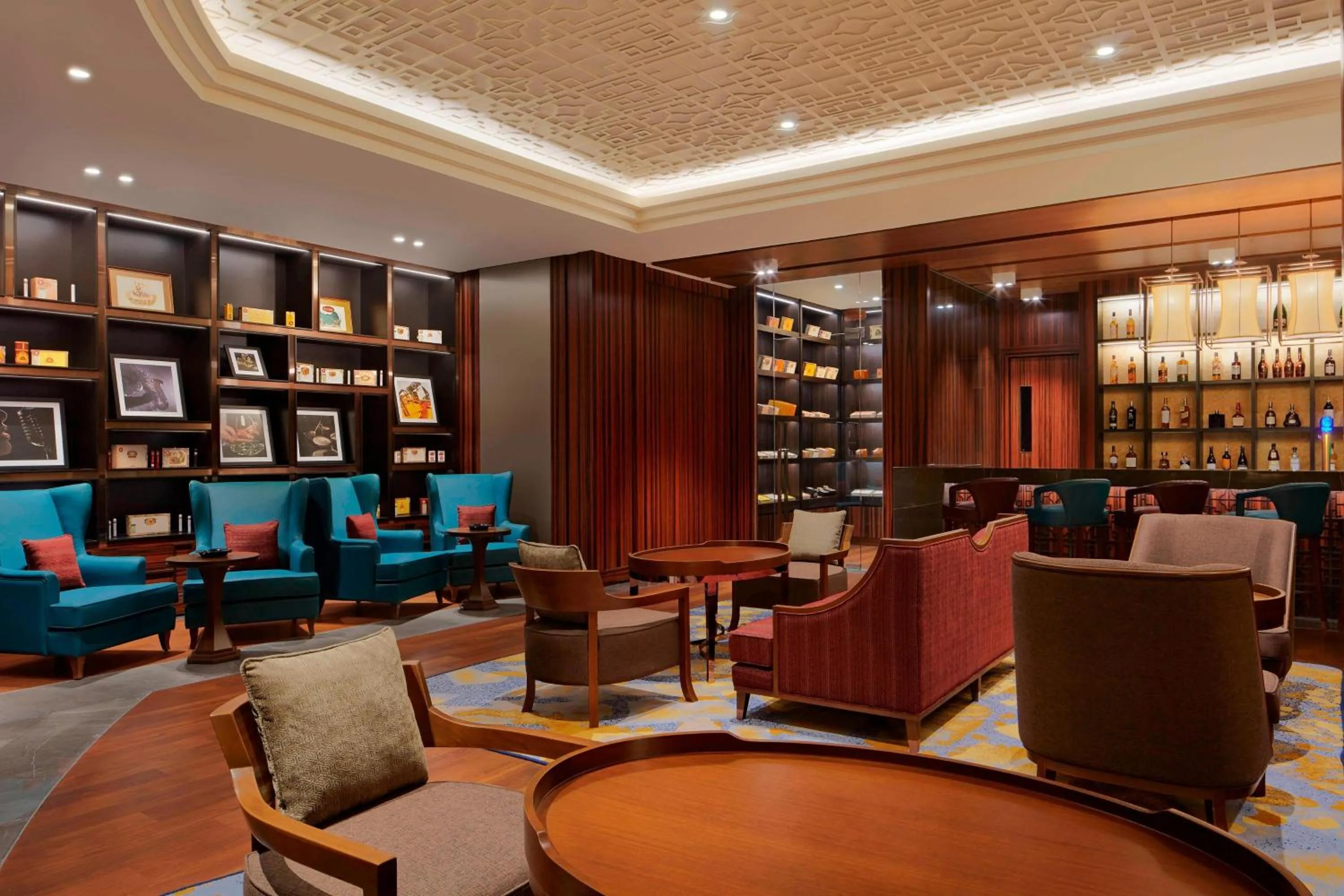 Lounge or bar in Sheraton Petaling Jaya Hotel