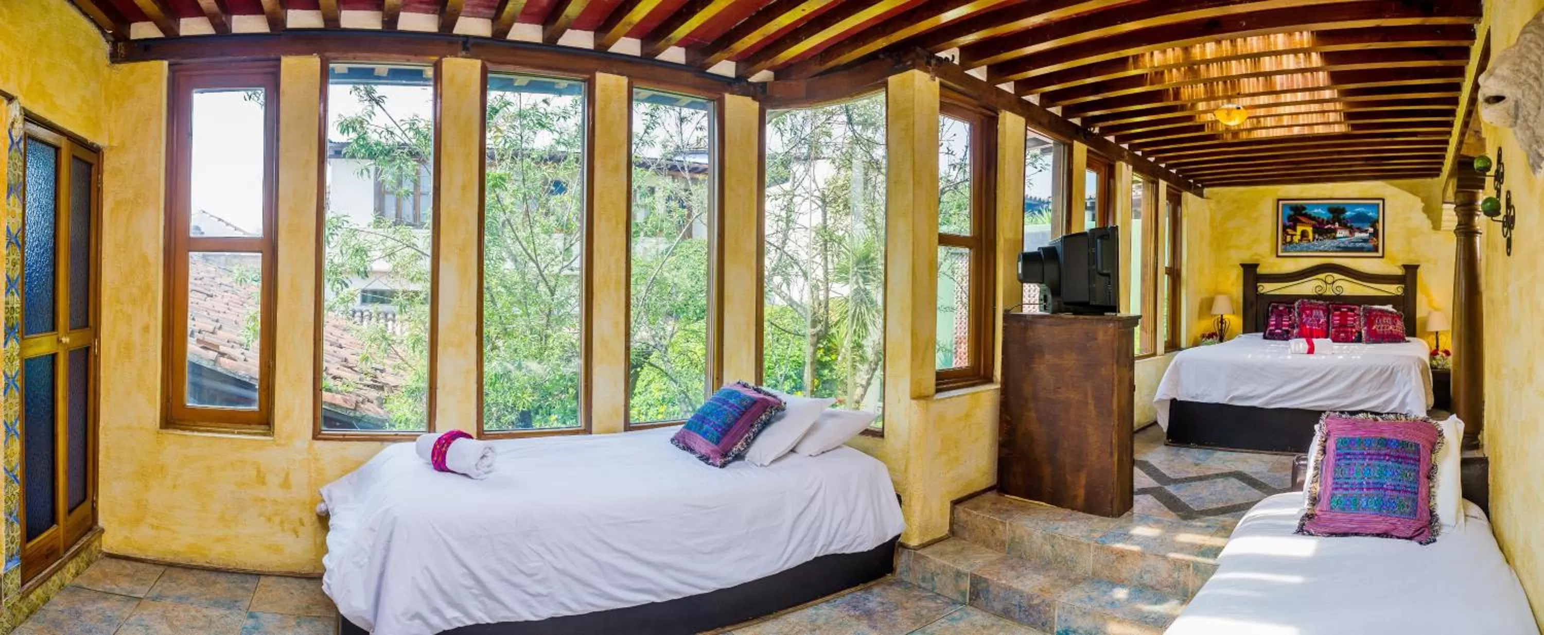 Photo of the whole room, Bed in Hotel Casa del Parque by AHS