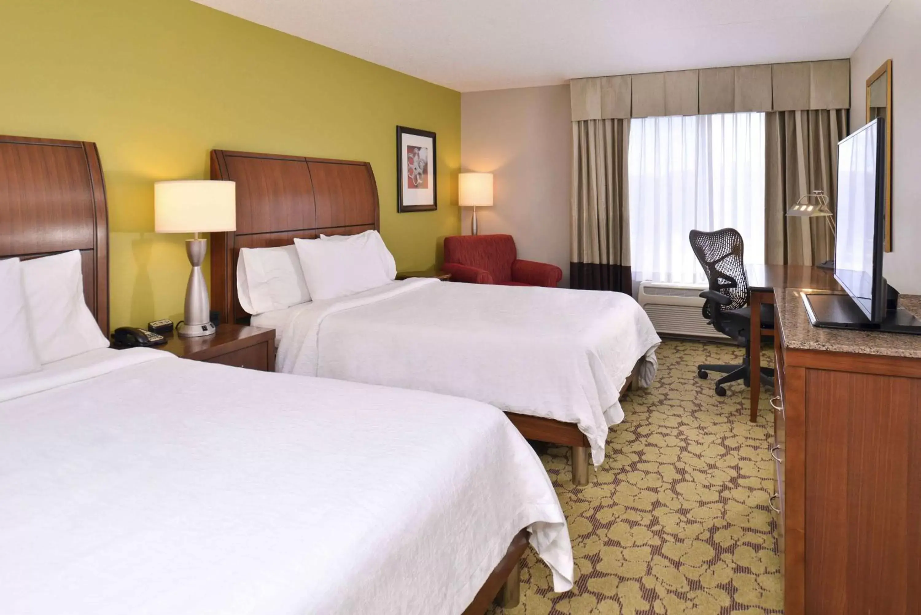 Premium Queen Room with Two Queen Beds in Hilton Garden Inn Indianapolis/Carmel Premium Queen Room with Two Queen Beds in Hilton Garden Inn Indianapolis/Carmel
