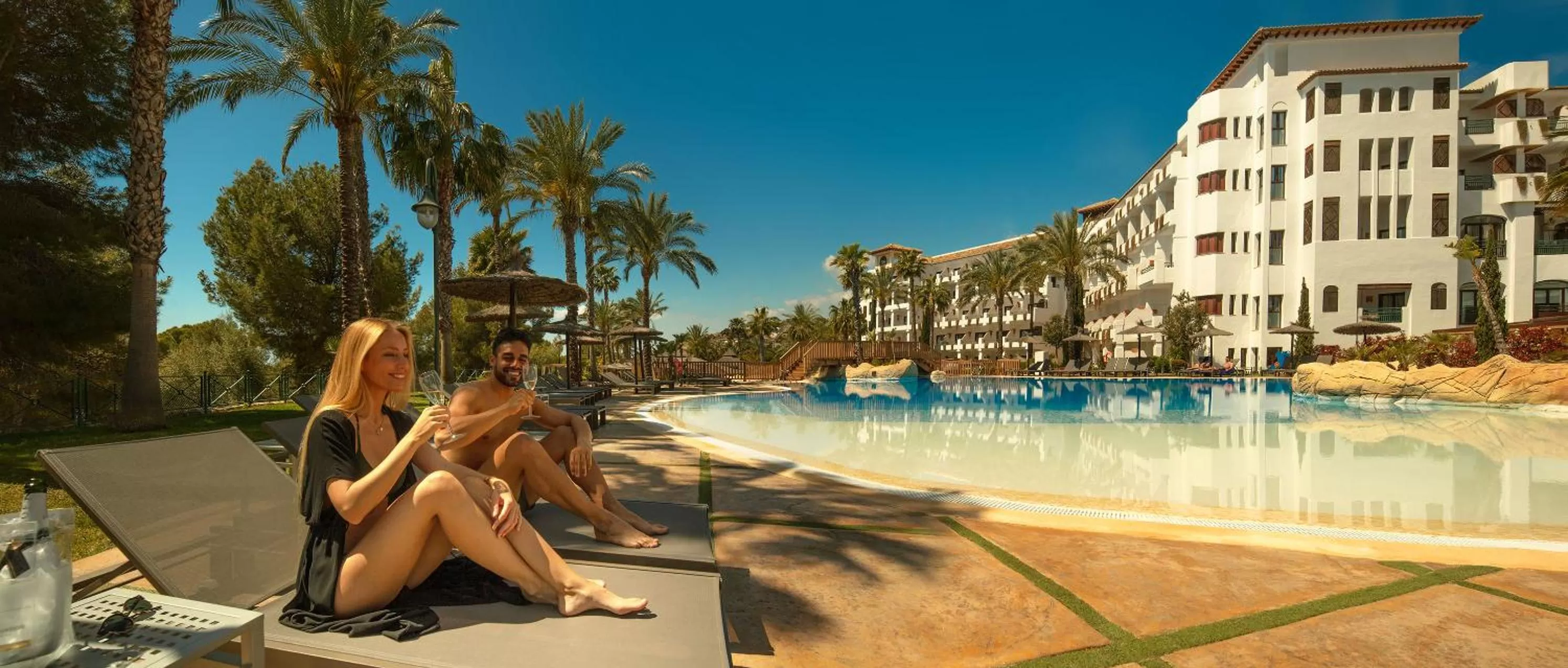Swimming pool in SH Villa Gadea