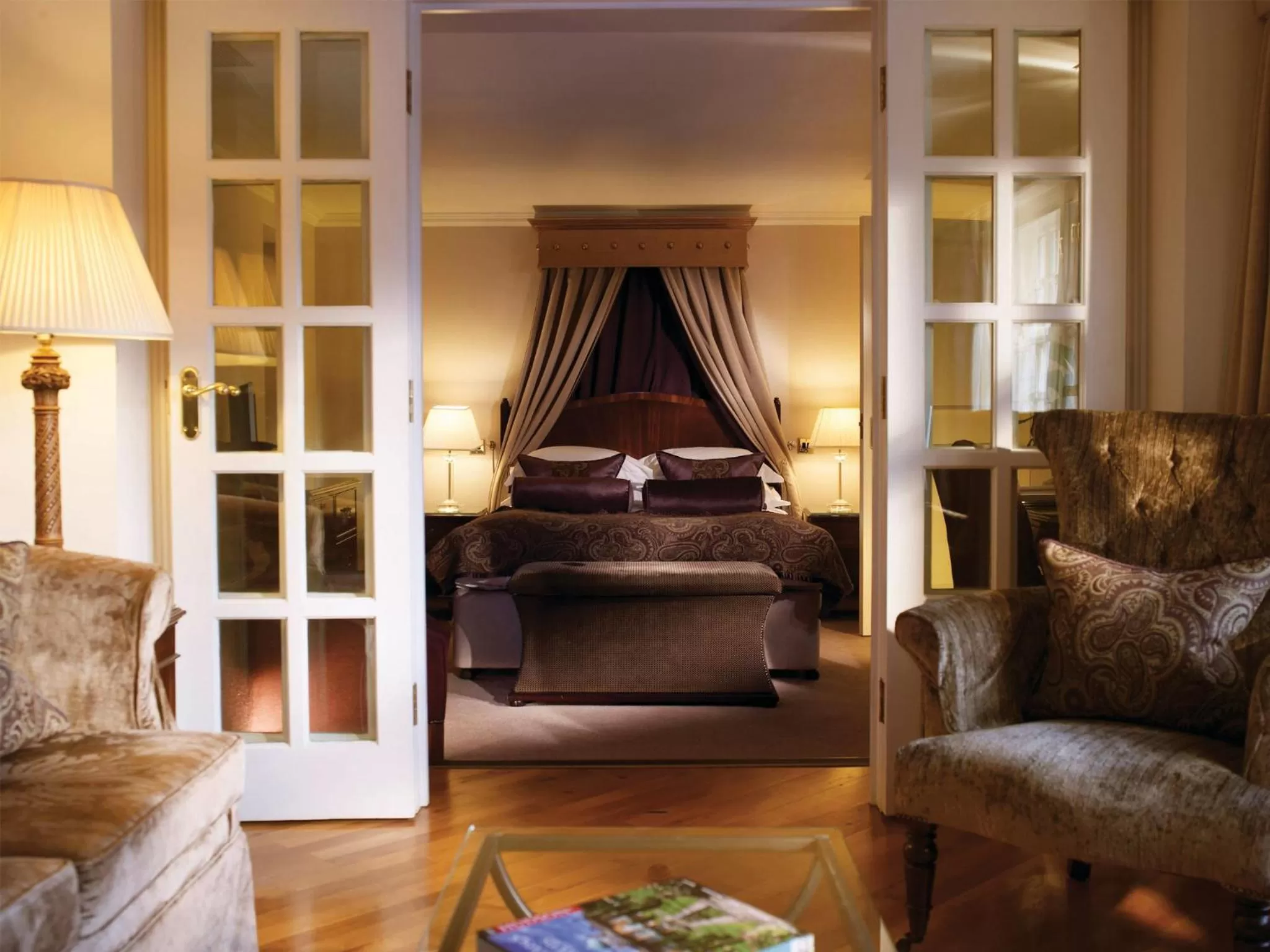 Bed in Macdonald Compleat Angler