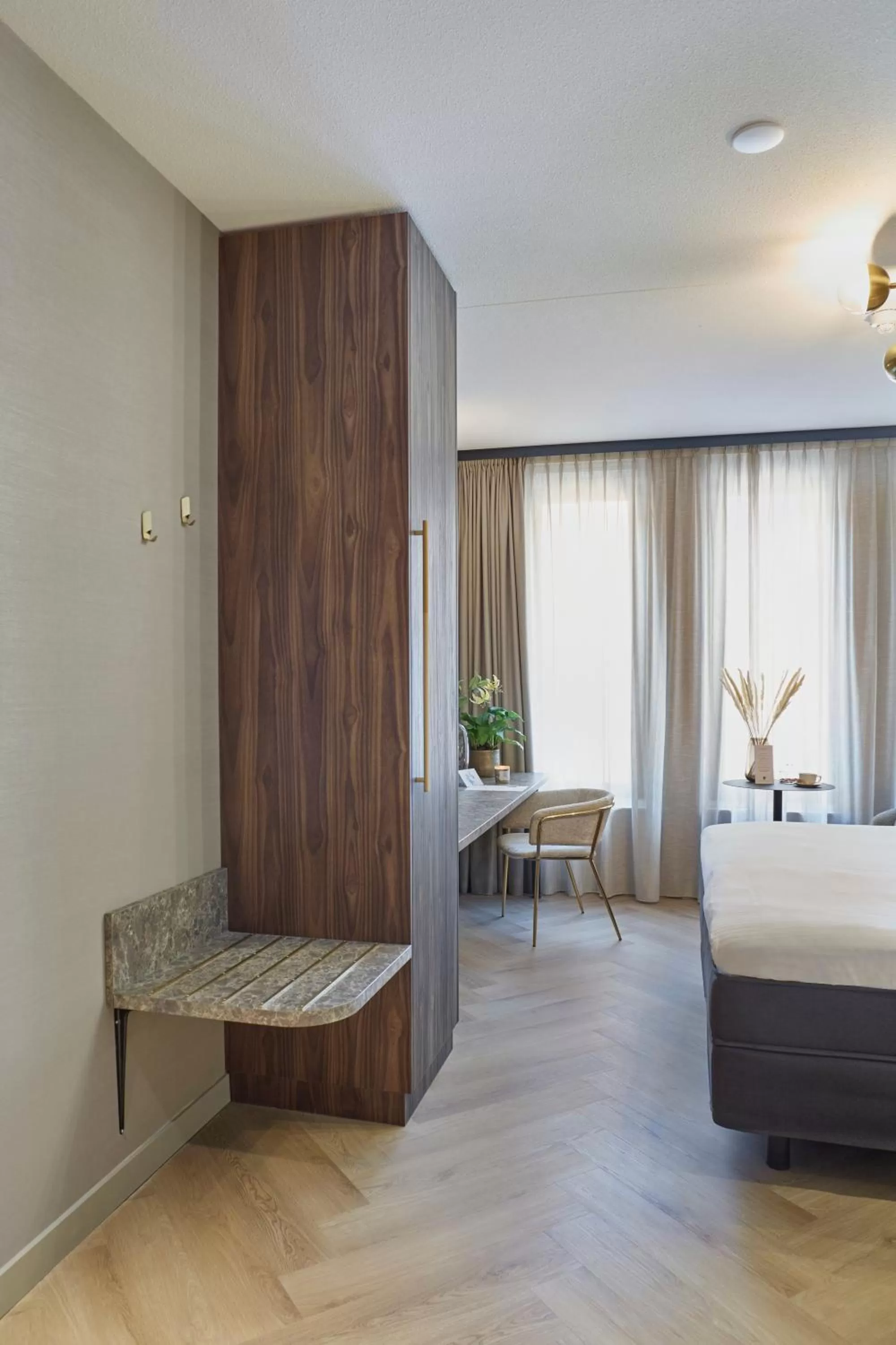 Seating area, Bed in Breathe Boutique Hotel