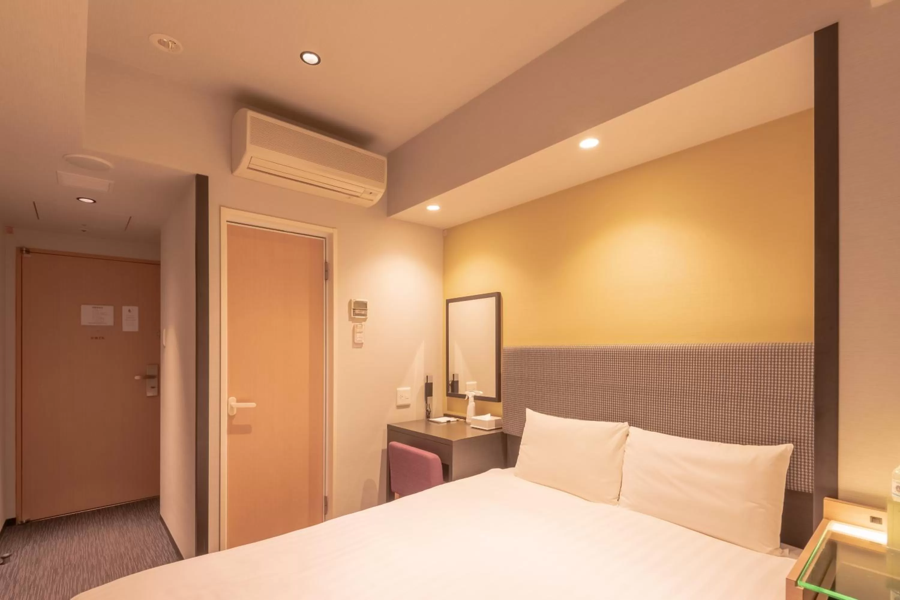 Bed in E Hotel Higashi Shinjuku