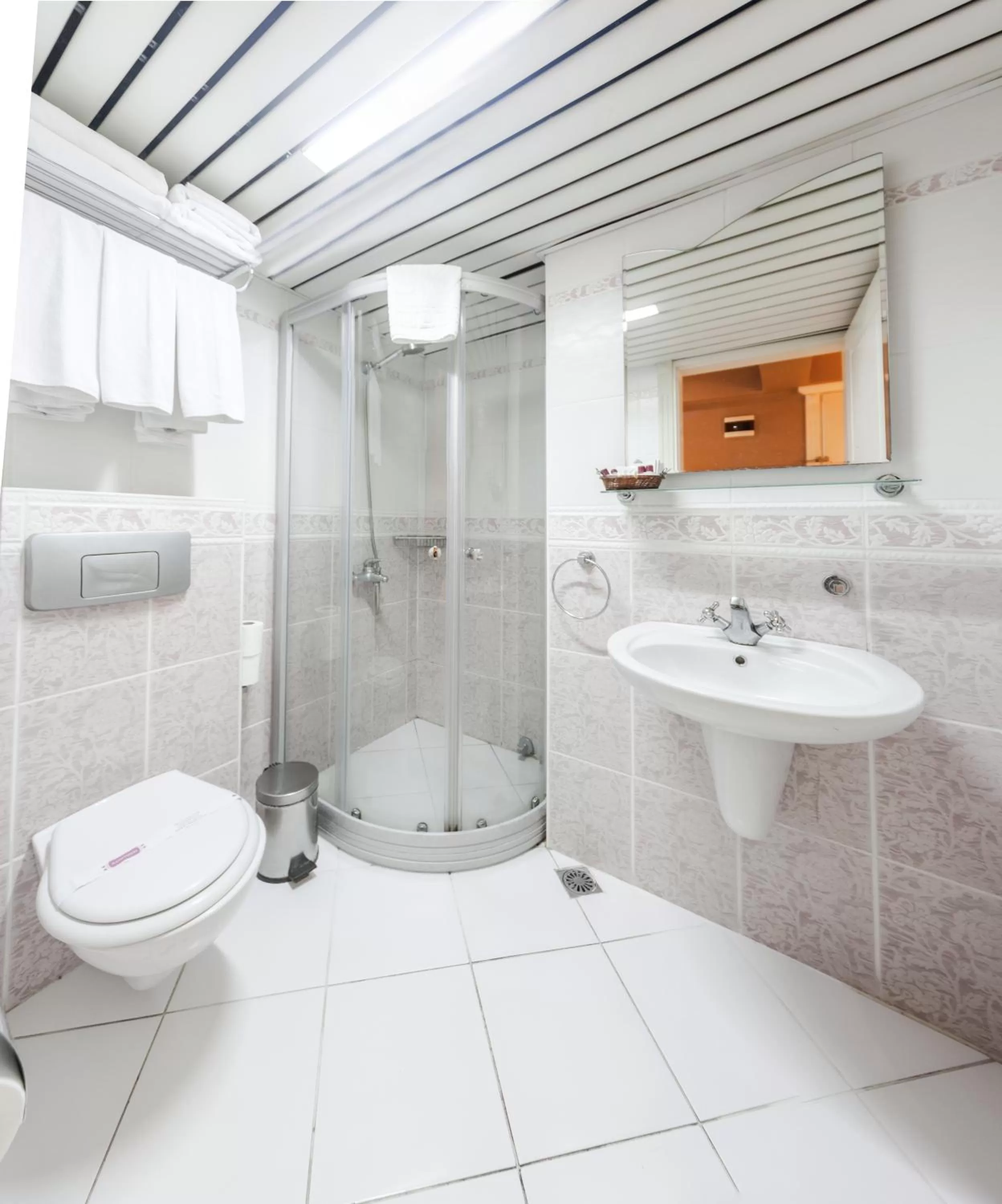 Day in Viva Deluxe Hotel