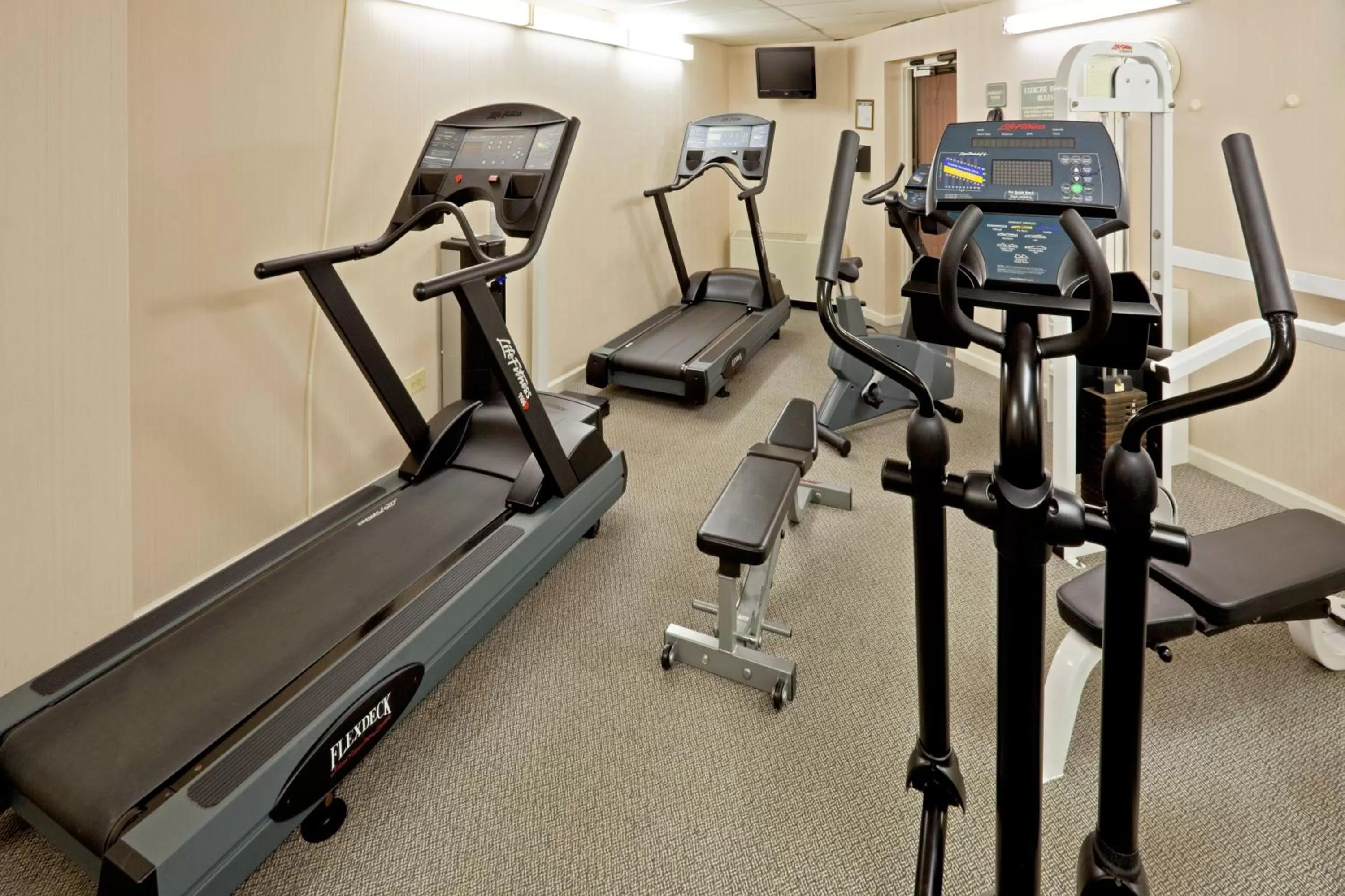 Spa and wellness centre/facilities in Holiday Inn Philadelphia South-Swedesboro by IHG