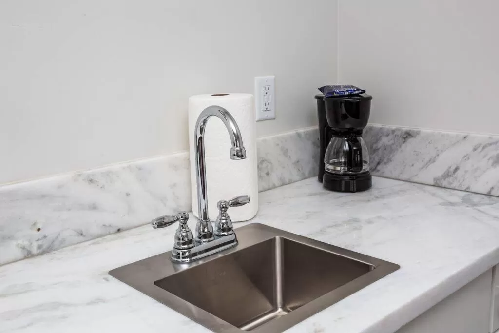 Kitchen/Kitchenette in One Bedroom Apartment with Luxurious Furnitures