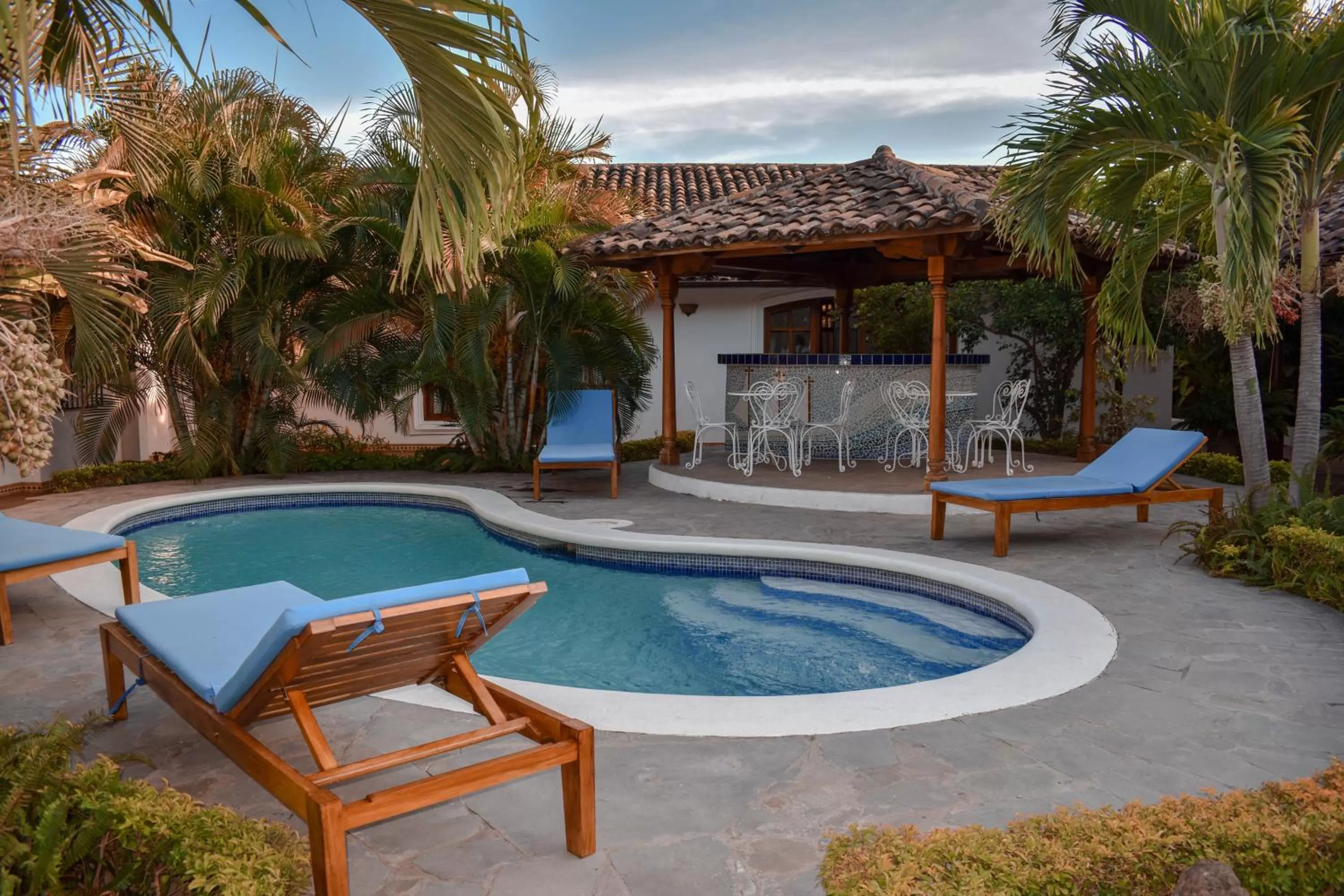 Property building, Swimming Pool in Hotel Boutique Adela