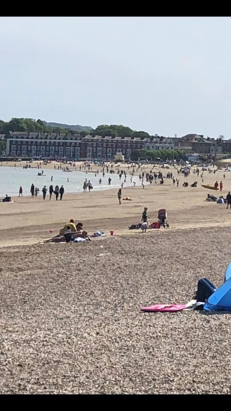 Beach in Lantana Guest House
