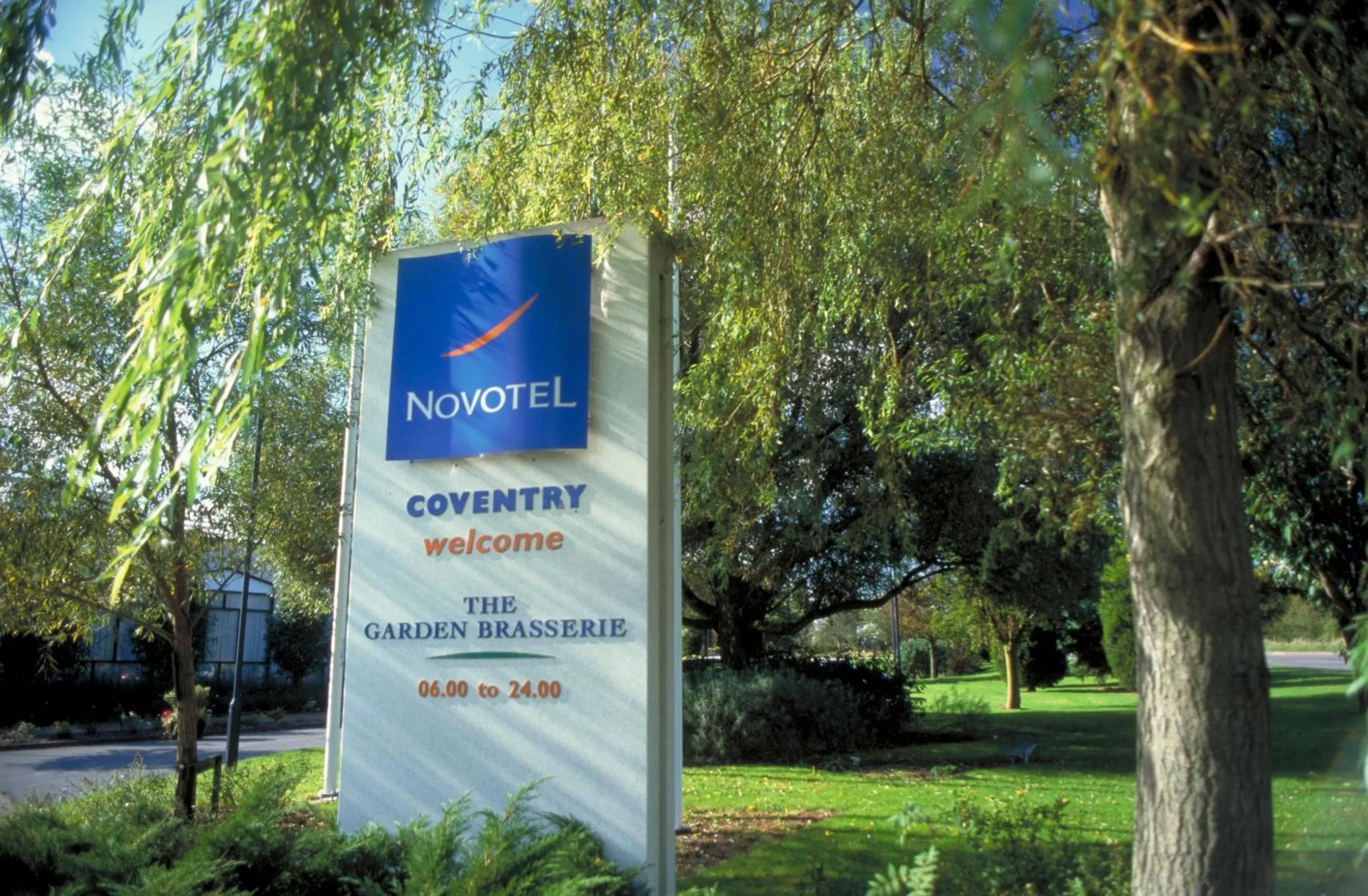 Facade/entrance in Novotel Coventry