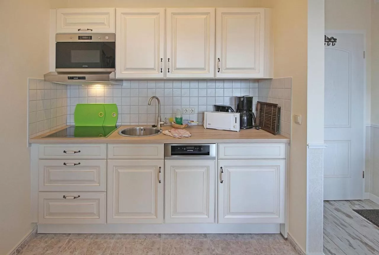 Kitchen/Kitchenette in Villa Katharina