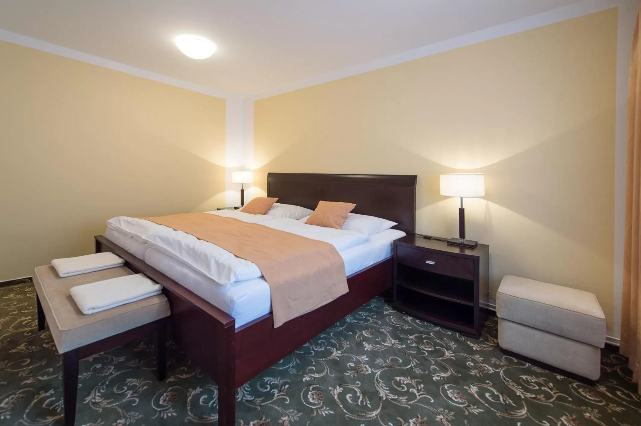 Bedroom, Bed in Sport-V-Hotel