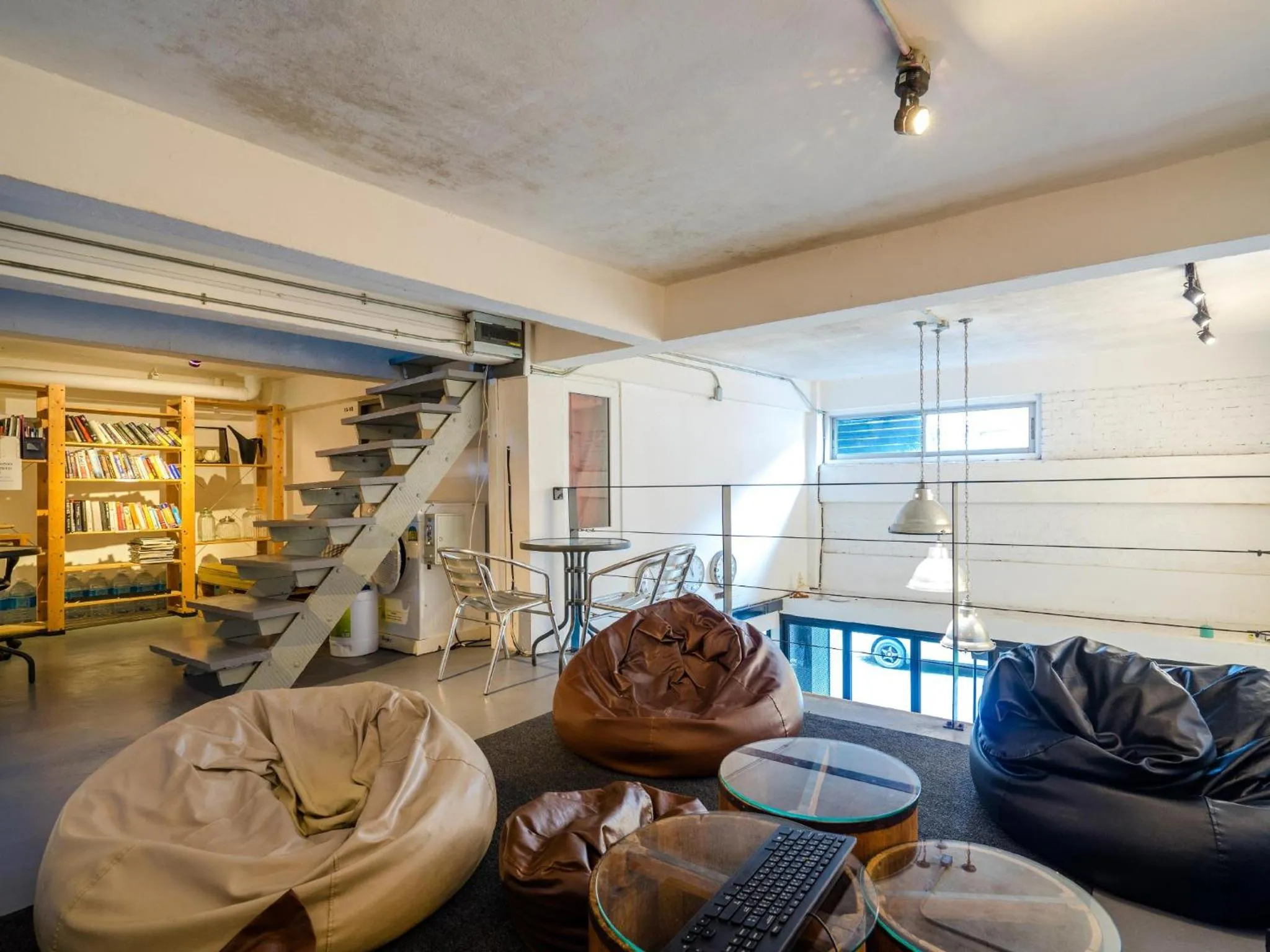 Living room in Bangkok Nomad Hostel