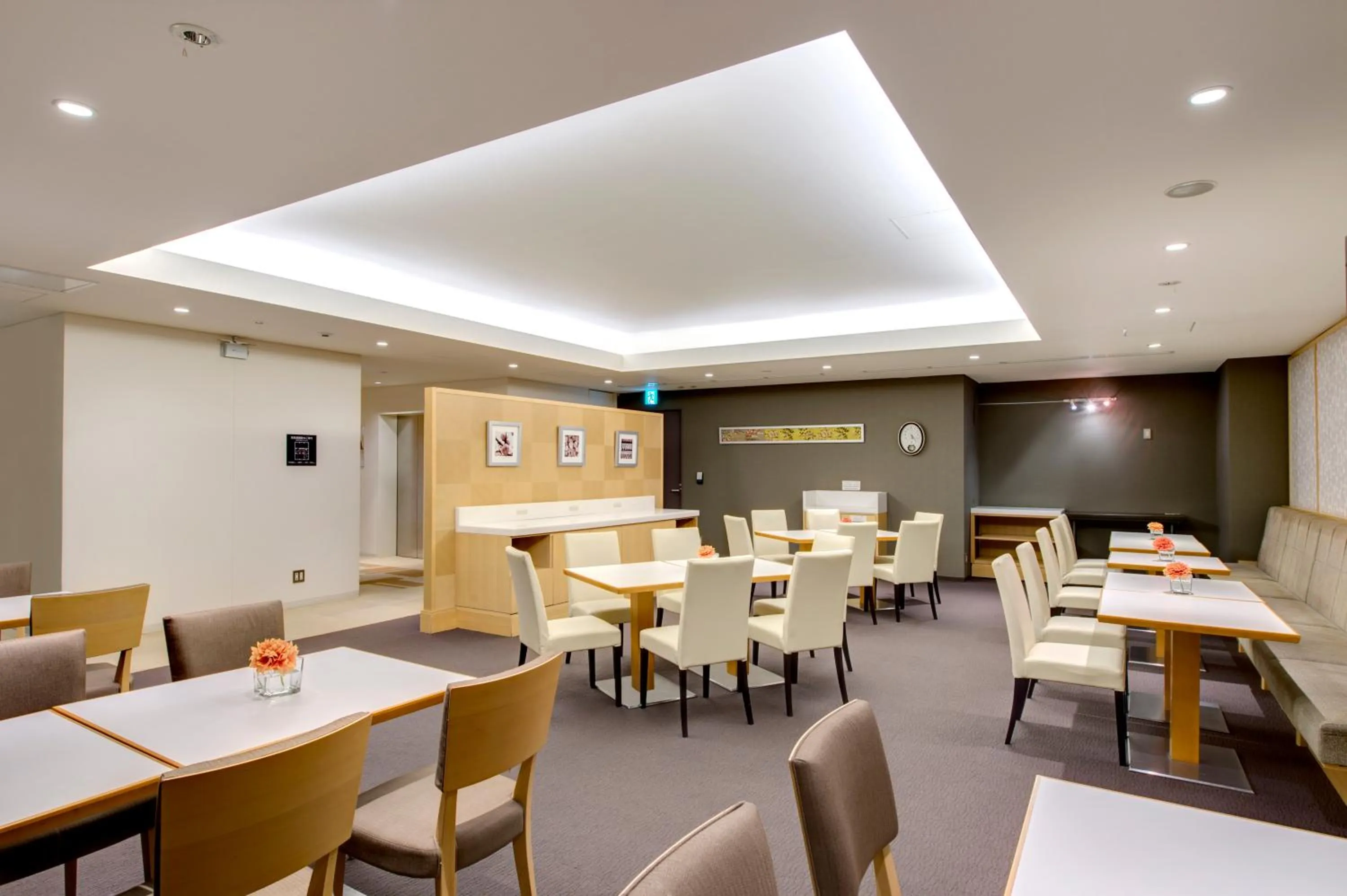 Lounge or bar, Restaurant/Places to Eat in Citadines Kyoto Karasuma-Gojo