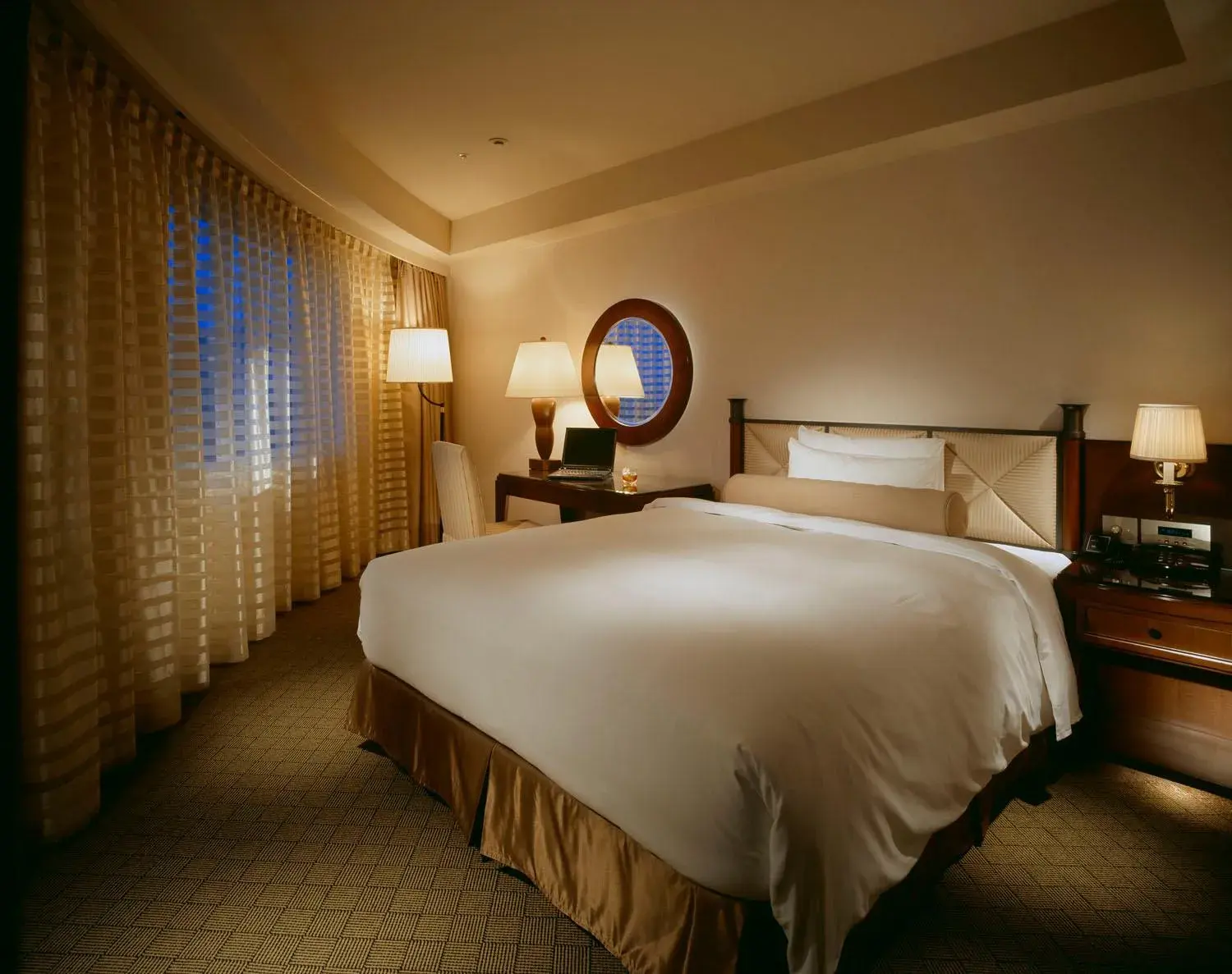 Single Room Premium Floor with Free access to Fitness Club - single occupancy - Non-Smoking in Miyako Hotel Gifu Nagaragawa Single Room Premium Floor with Free access to Fitness Club - single occupancy - Non-Smoking in Miyako Hotel Gifu Nagaragawa