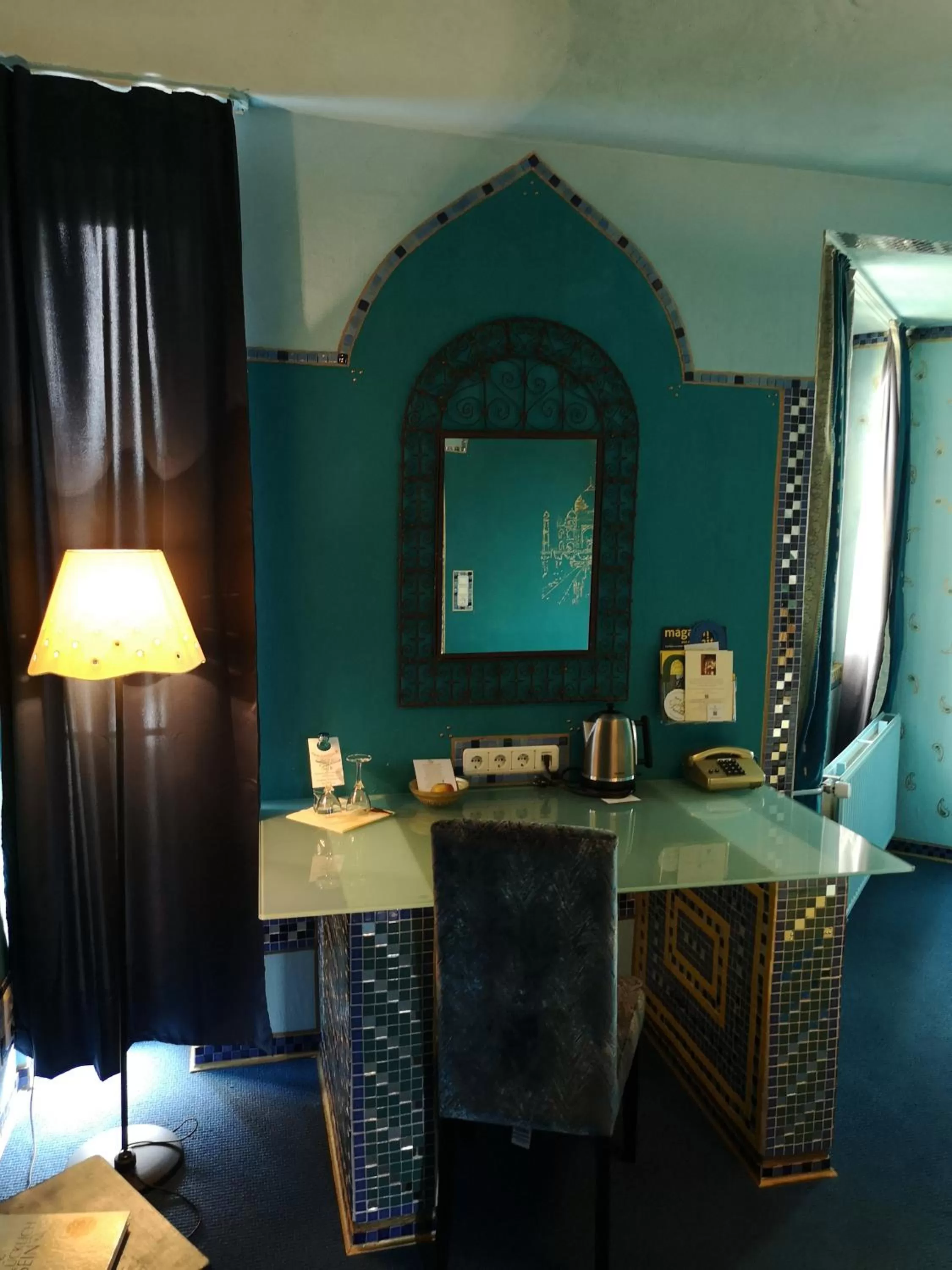 Photo of the whole room in Hotel Goldflair am Rathaus