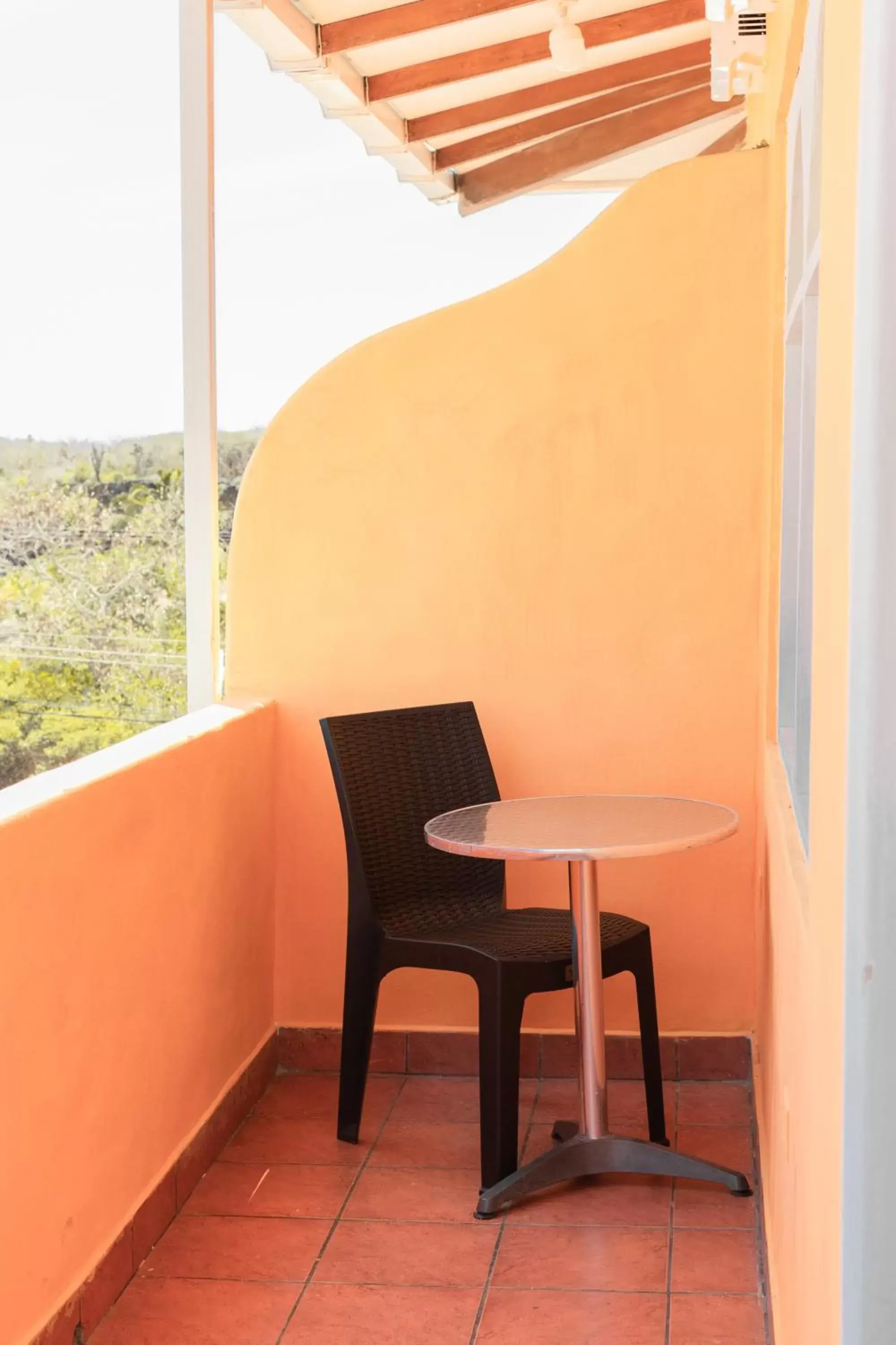 Large Single Room in Hotel Crossman Large Single Room in Hotel Crossman