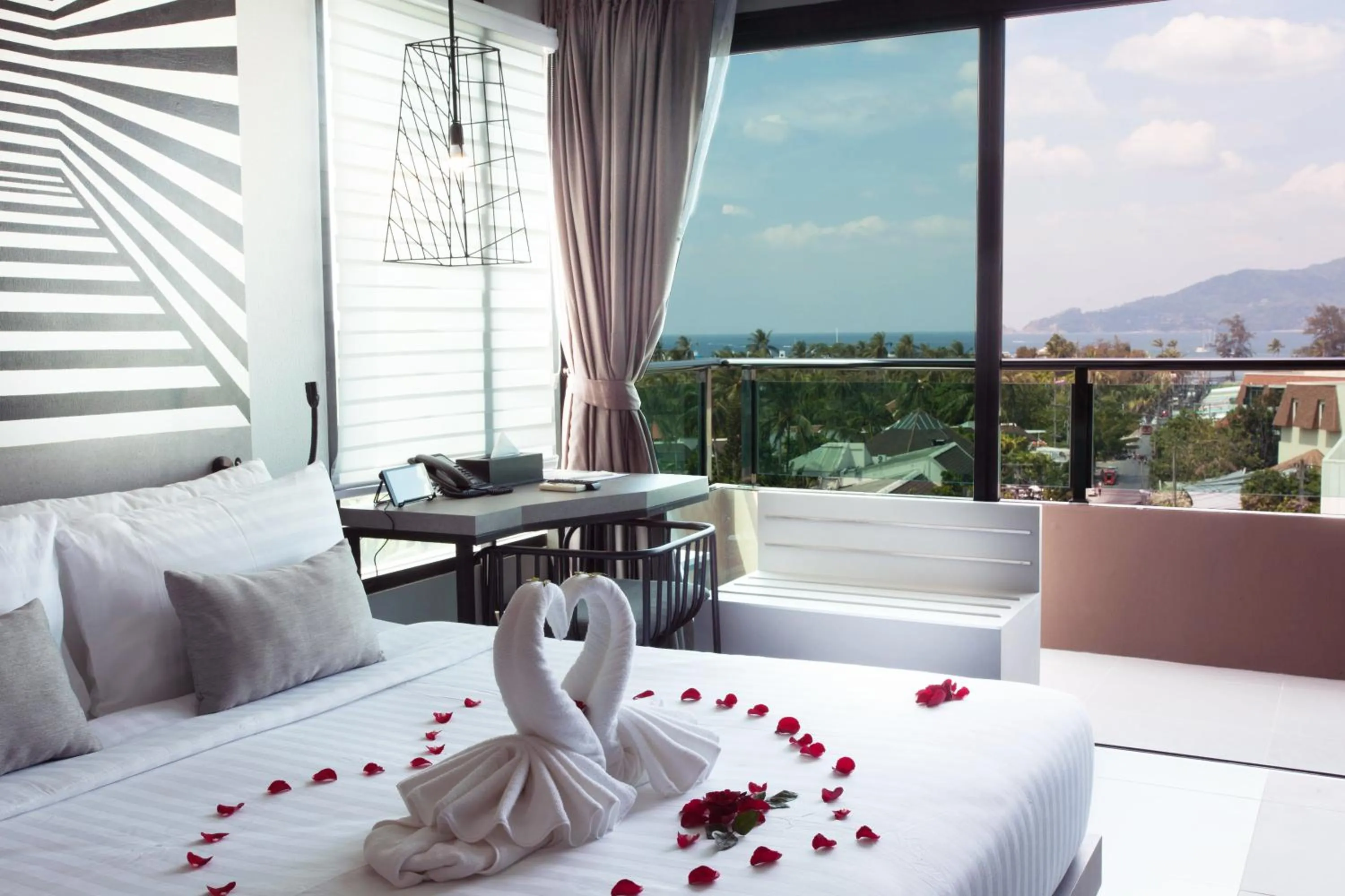 Balcony/Terrace, Bed in Mazi Design Hotel by Kalima