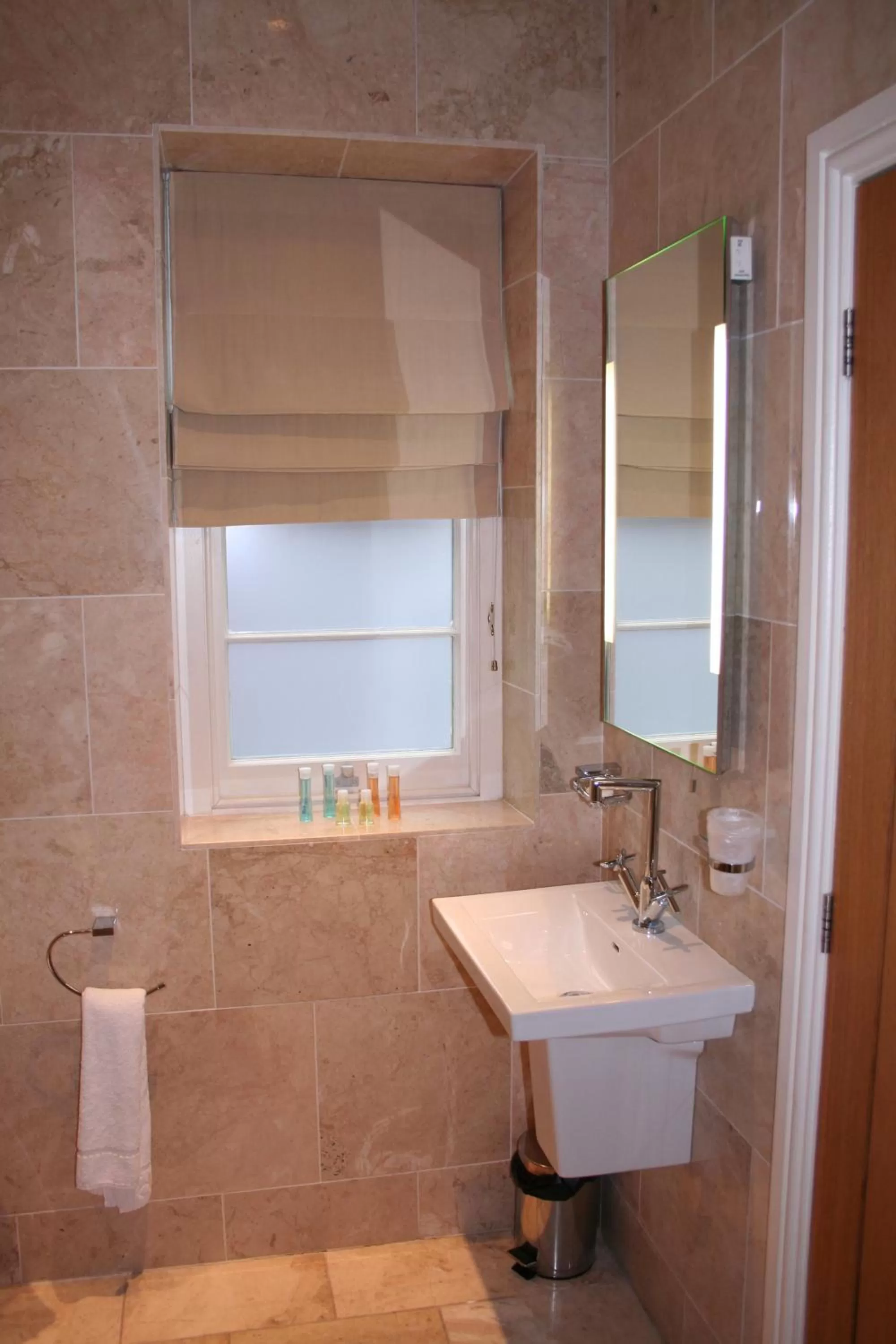 Bathroom in Advocate Arms