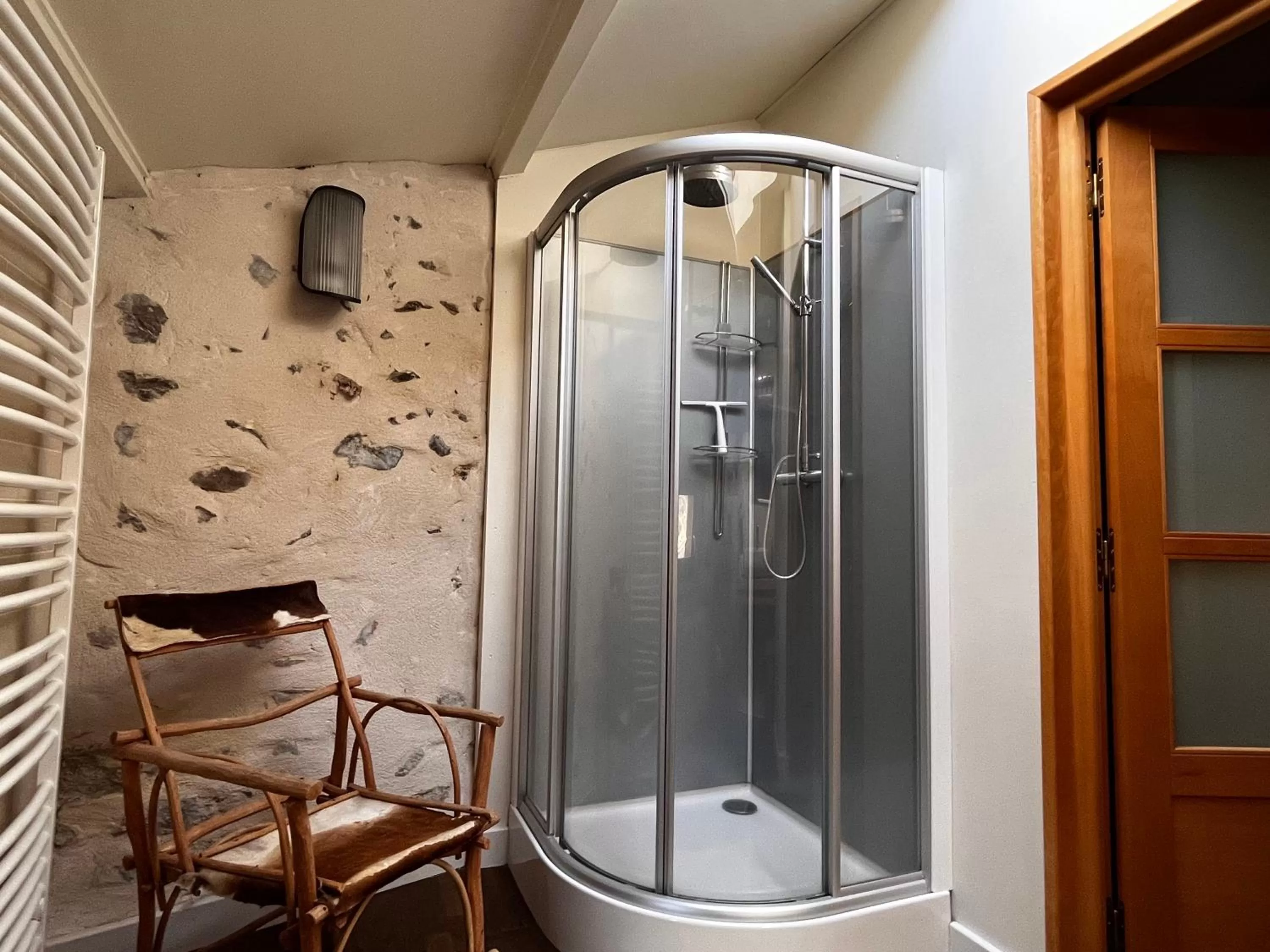 Bathroom in Art et Création