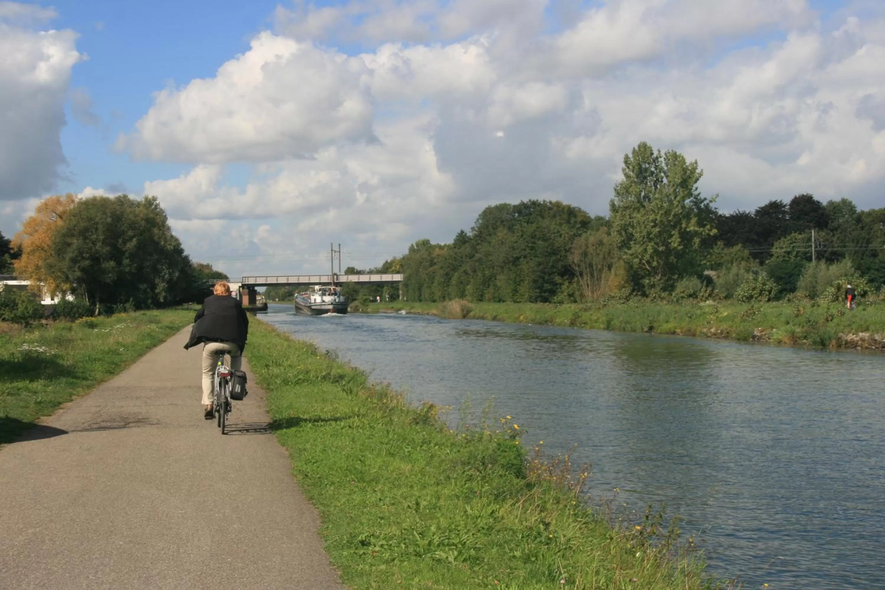 River view in Aquarand