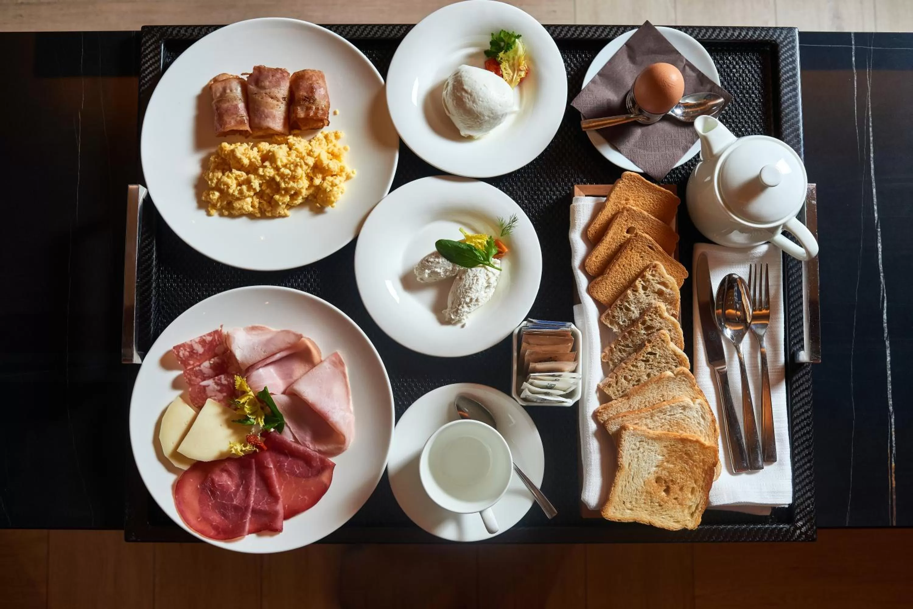 Breakfast in Hotel Commercio