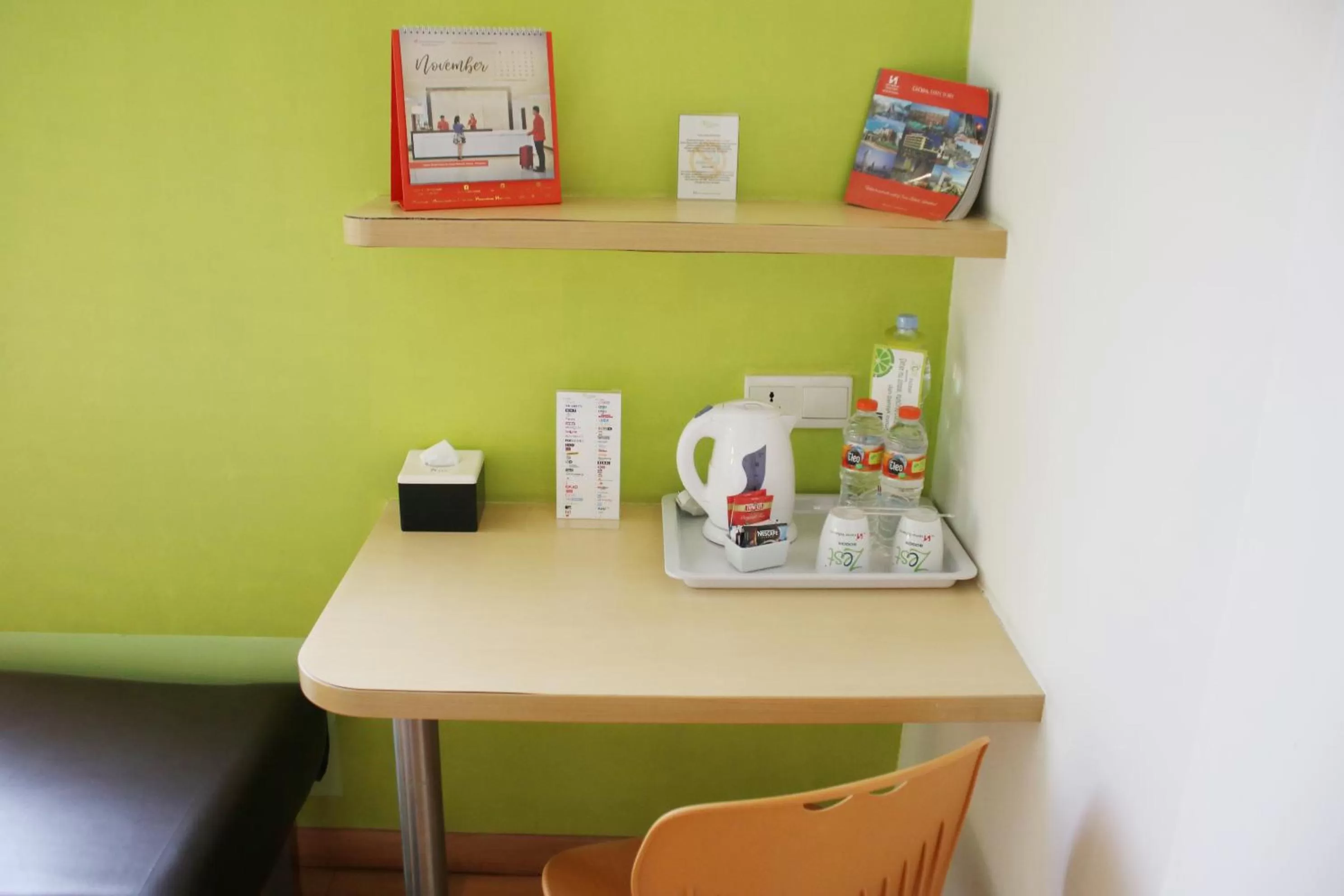 Coffee/tea facilities in Zest Bogor by Swiss-Belhotel International