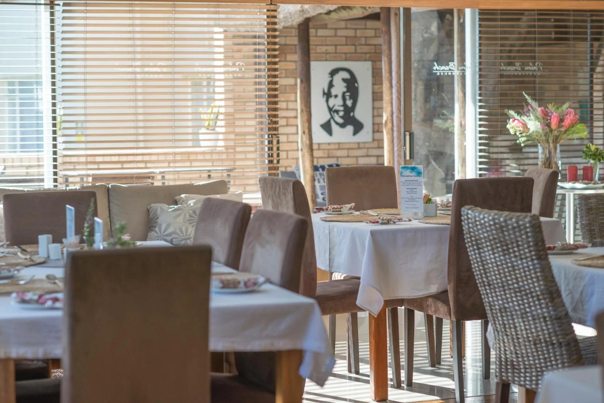 Restaurant/places to eat in Palm Beach Guesthouse