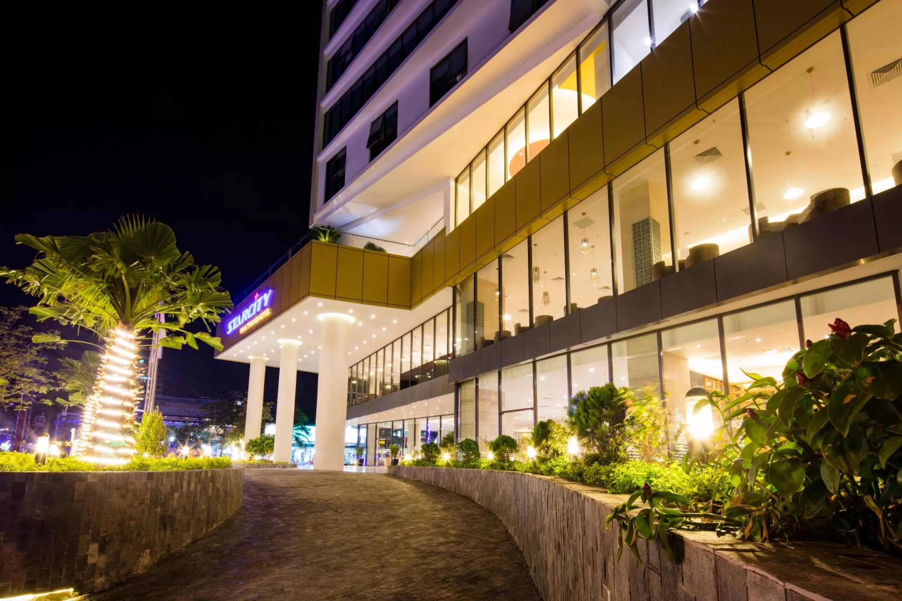 Facade/entrance in Starcity Hotel & Condotel Beachfront Nha Trang