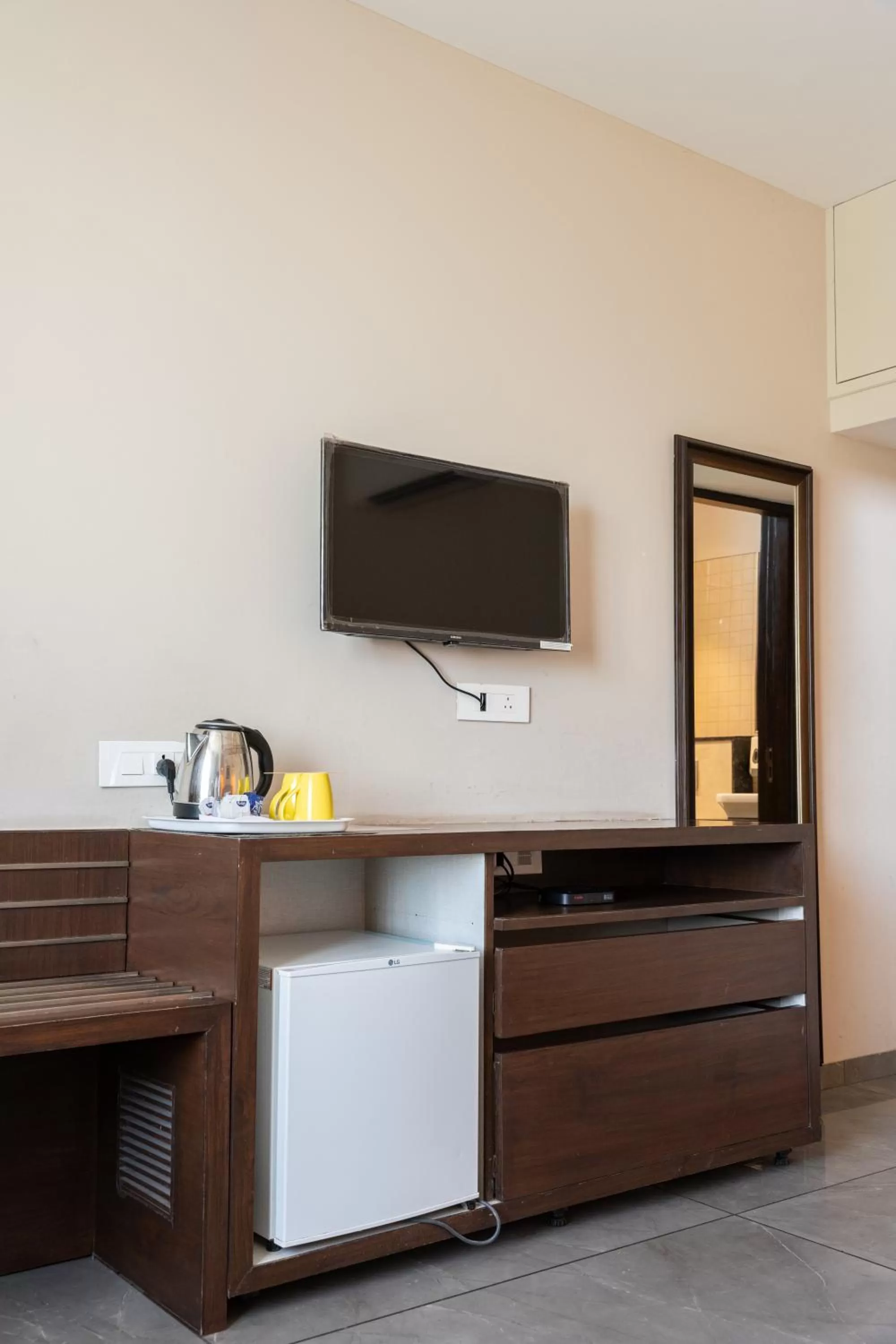 TV and multimedia in Hotel Kasauli Regency Stags Not Allowed