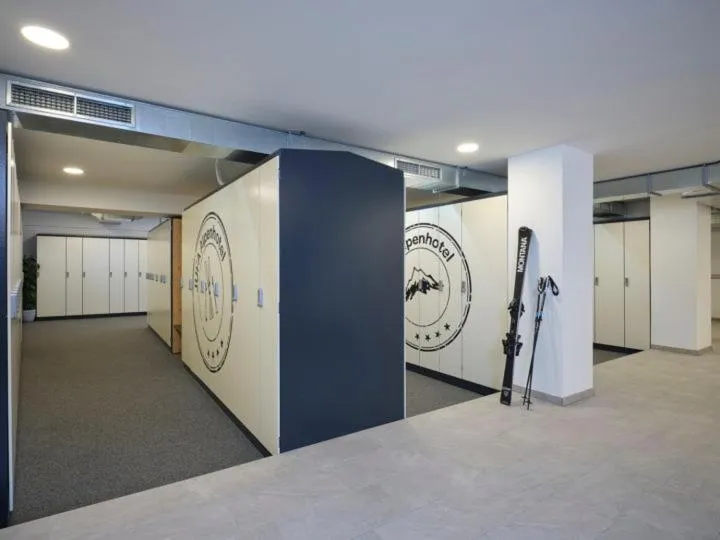 Decorative detail in JUFA Alpenhotel Saalbach