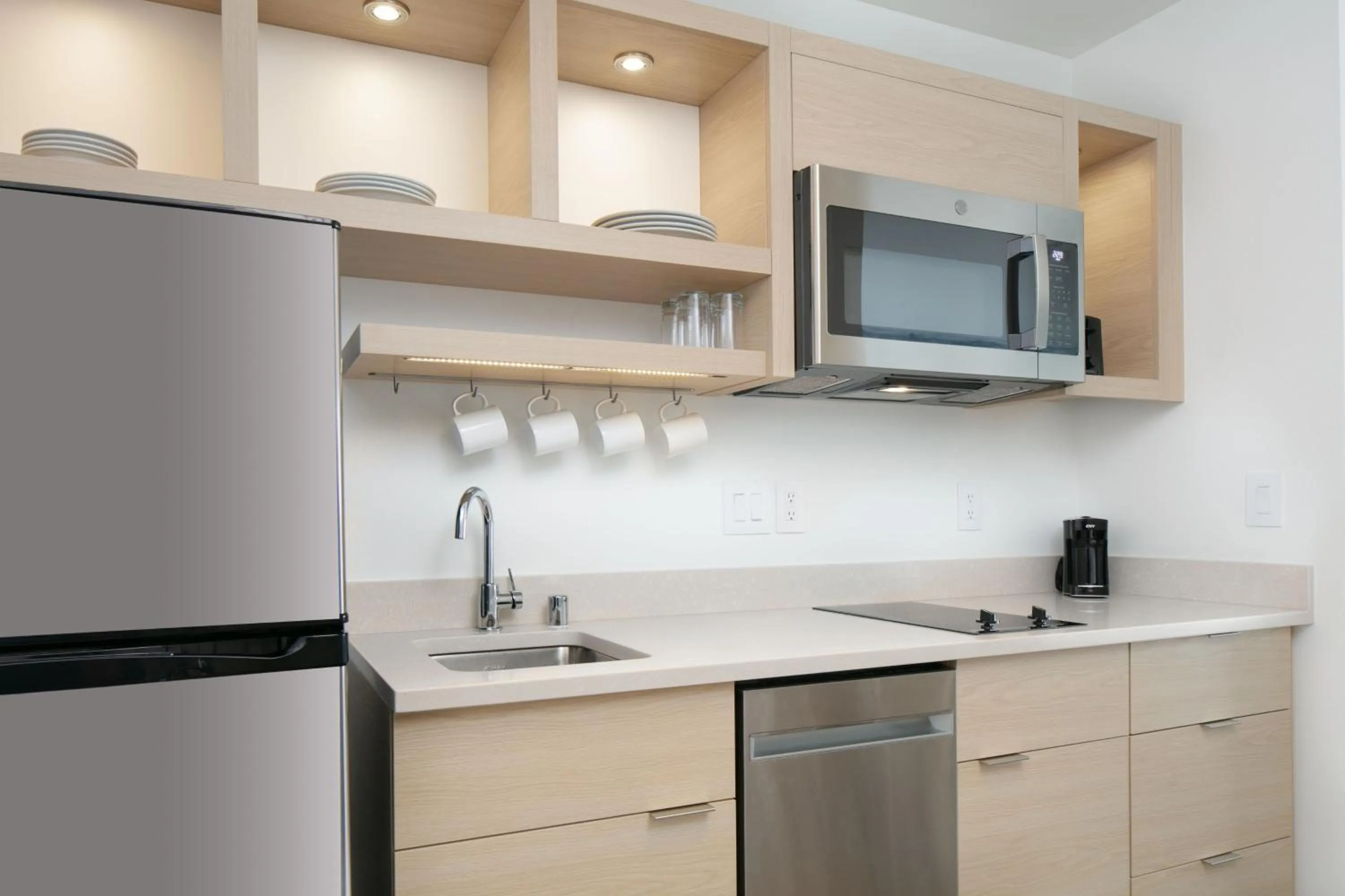 Kitchen or kitchenette in TownePlace Suites by Marriott Oconomowoc