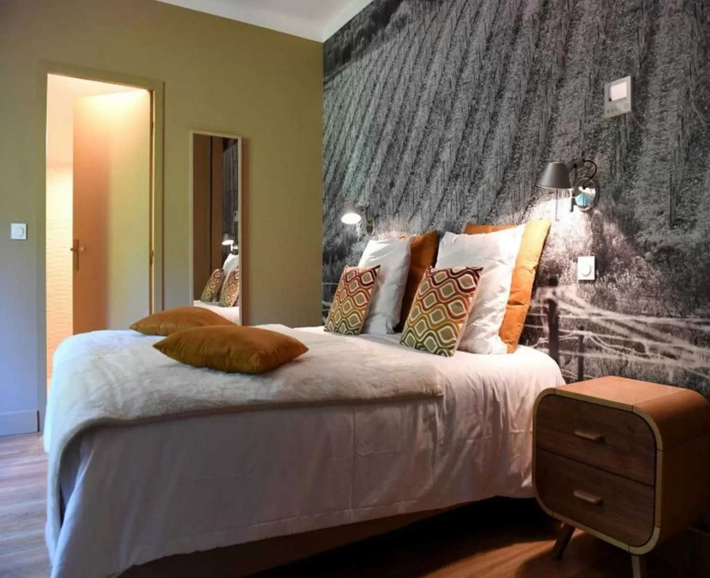 One-Bedroom Suite - single occupancy in Le Sens Six