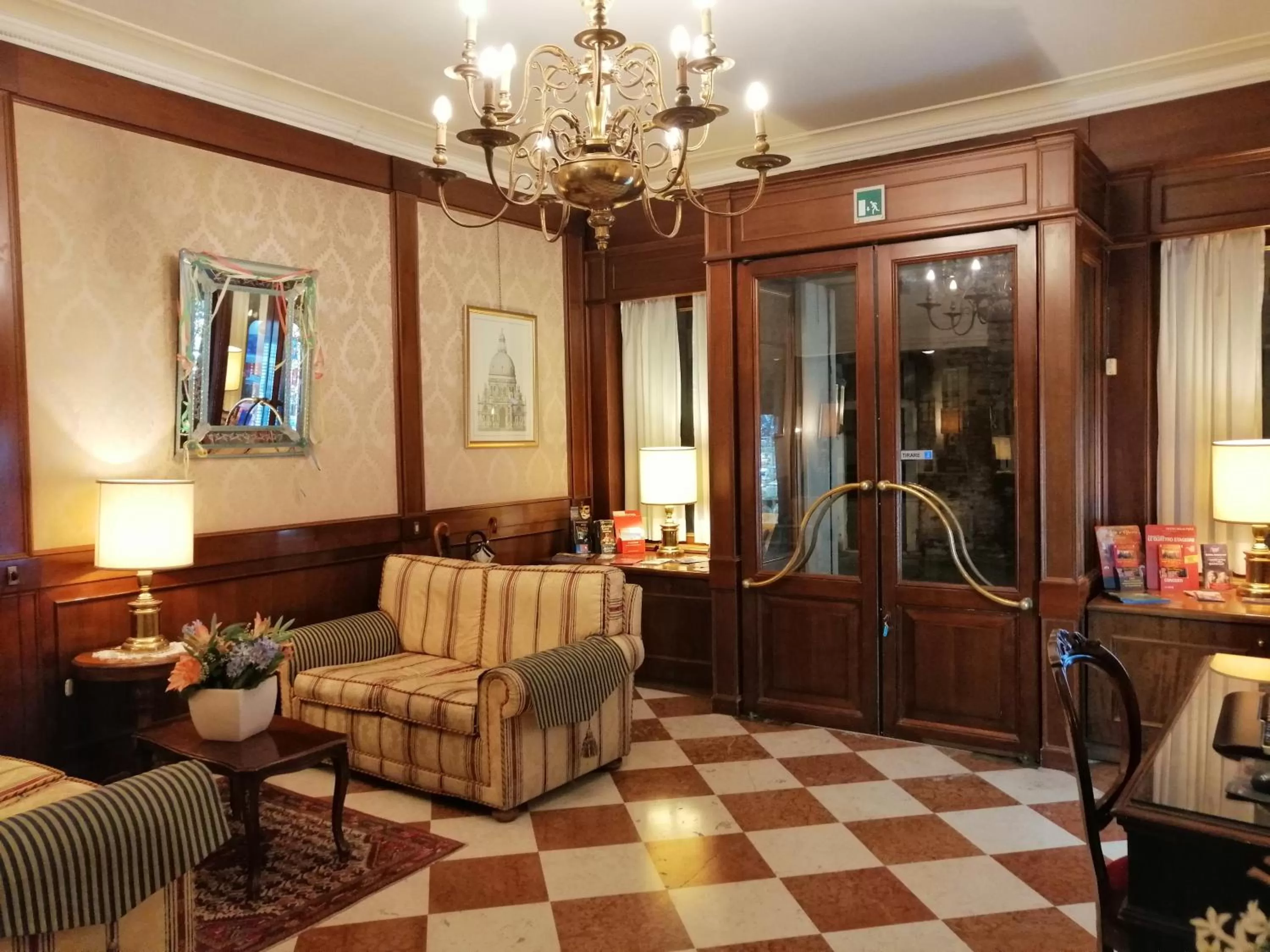 Lobby or reception in Hotel Falier