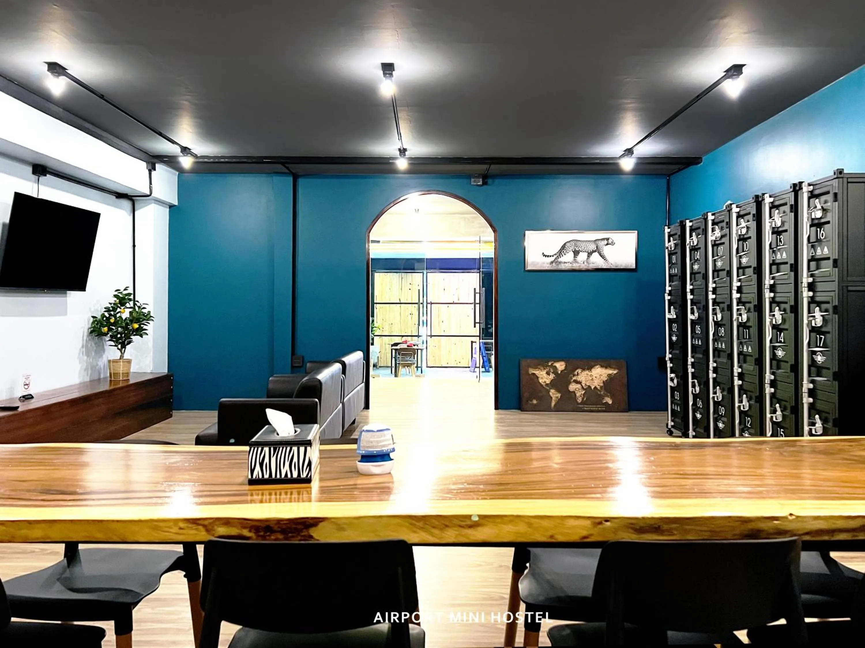 TV and multimedia in Airport Mini Hostel at Don Muang Airport