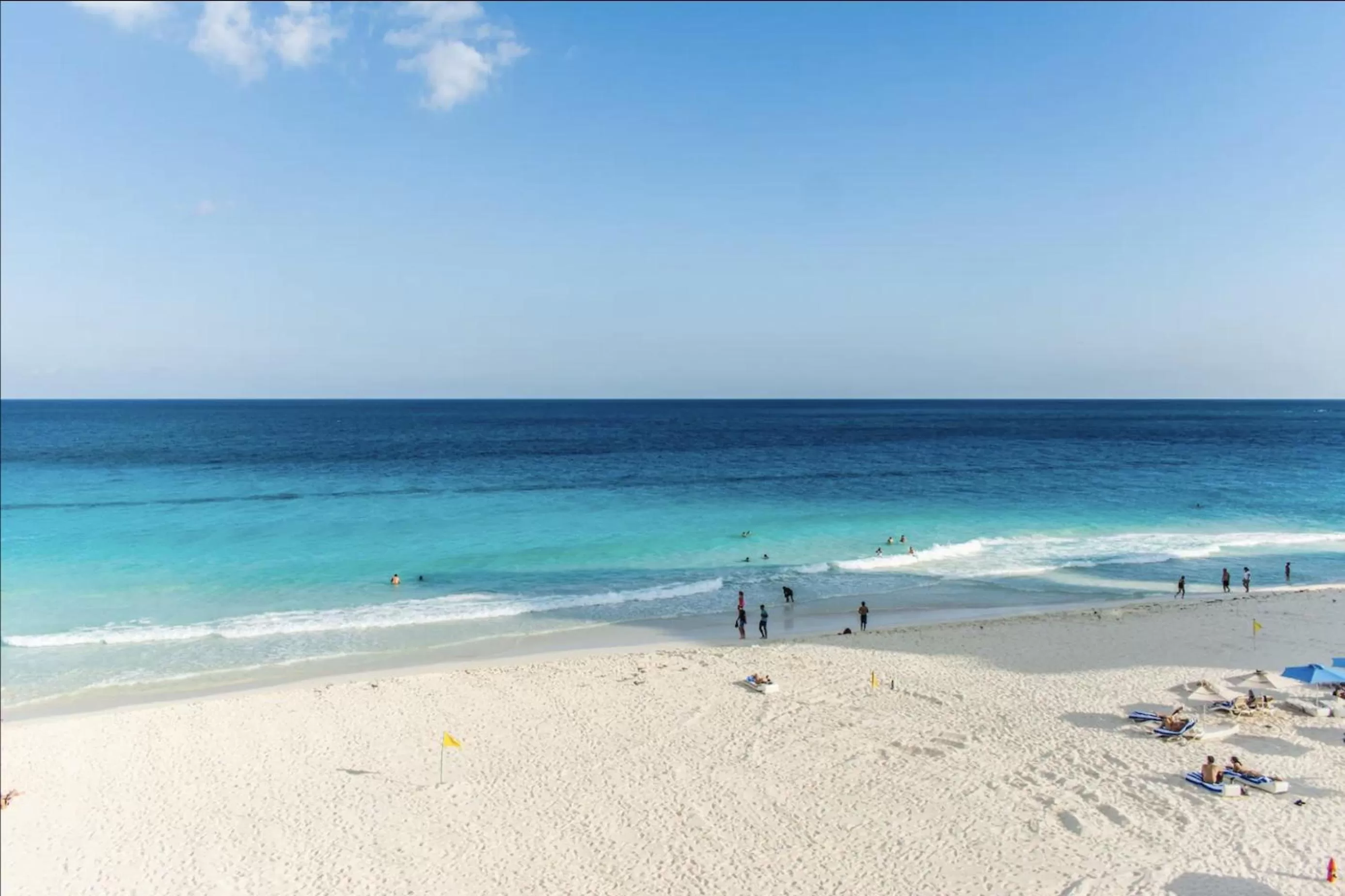 Beach in Cancun Beach&Sunrise
