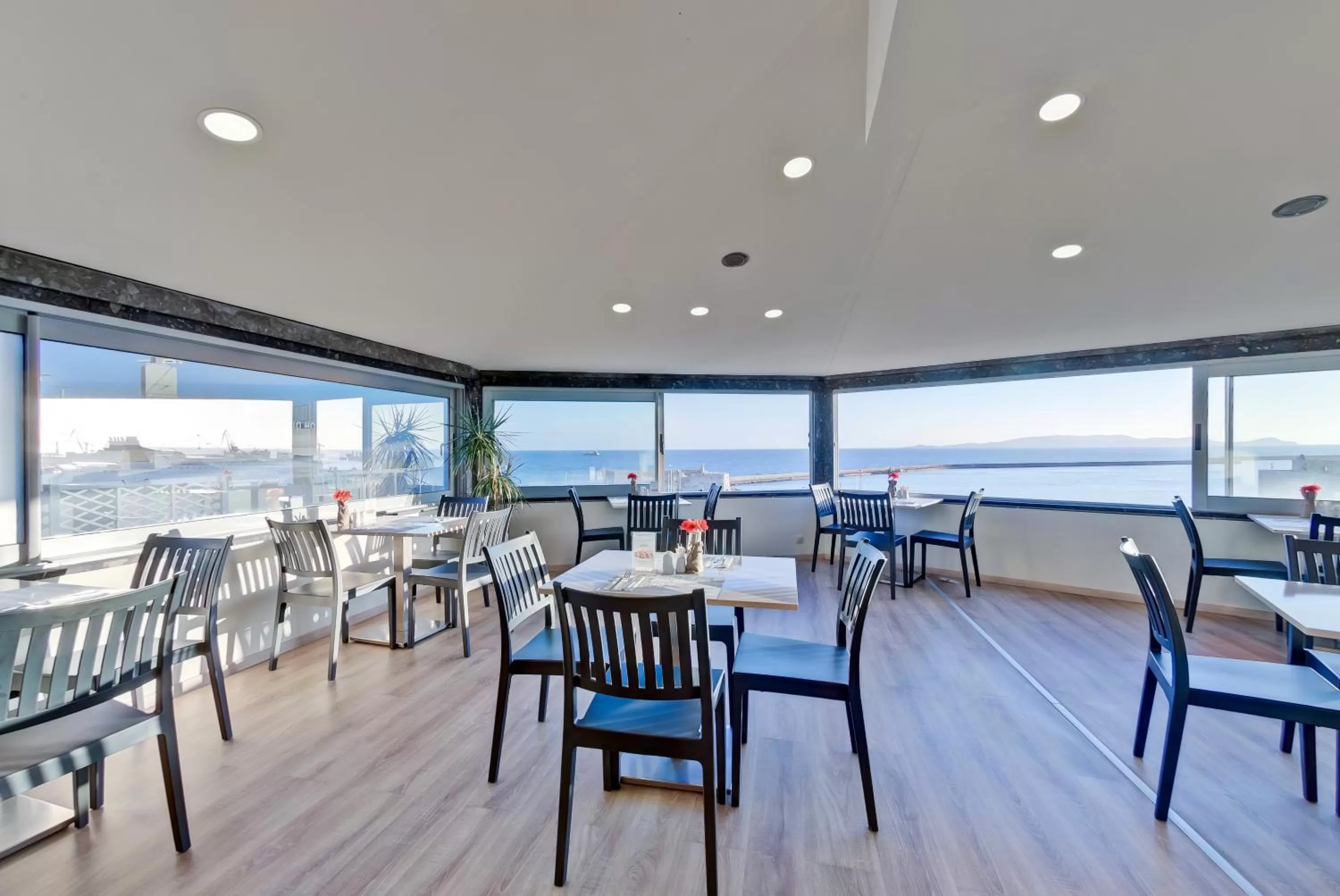 Drinks in Marin Hotel