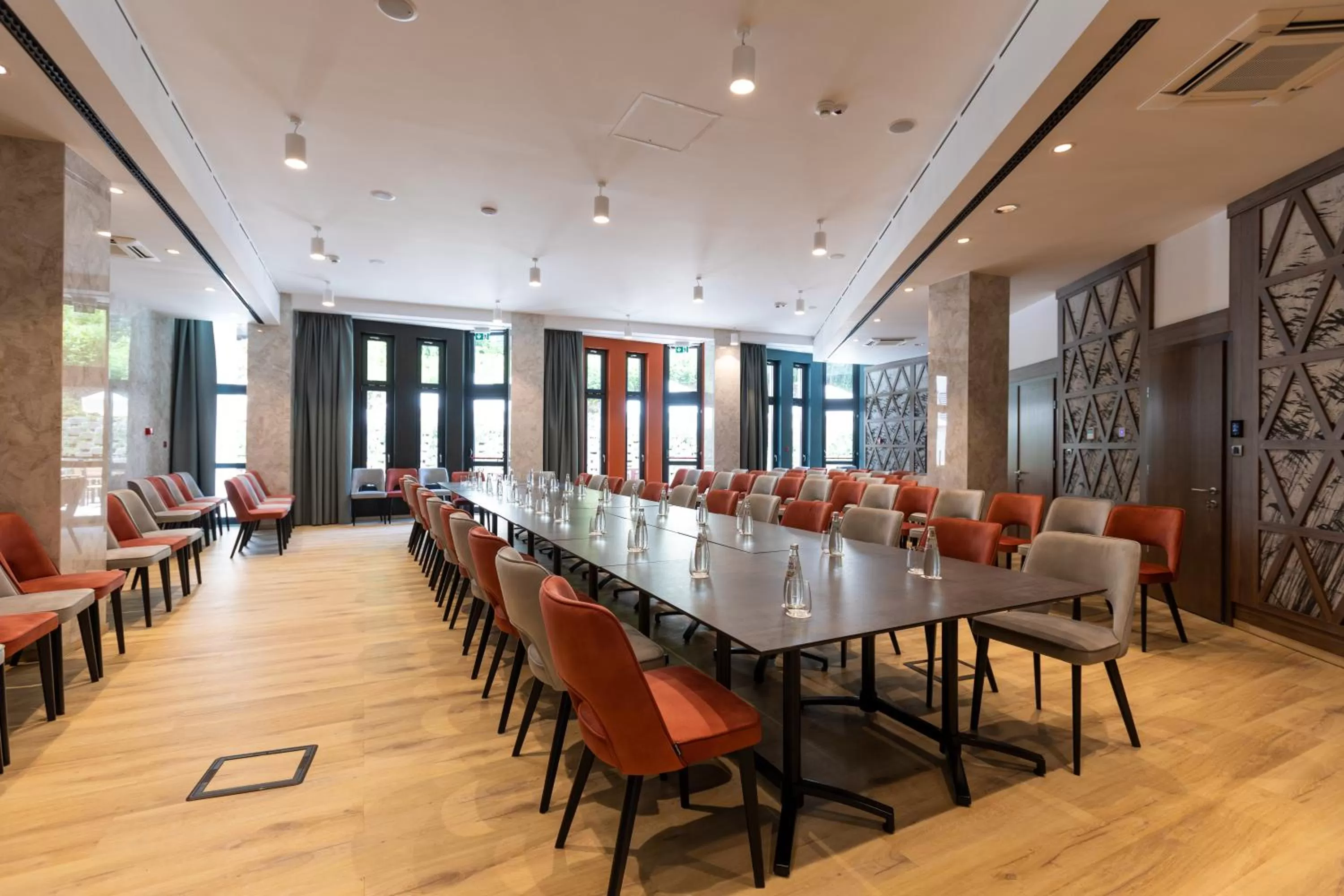 Banquet/Function facilities in HOTEL CRYSTAL WELLNESS & SPA superior