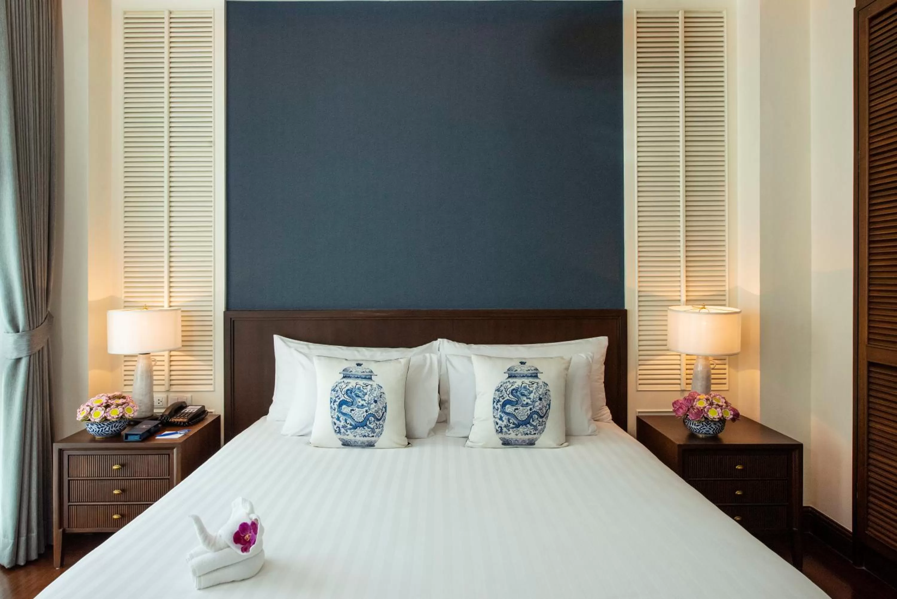 Bed in The Rose Residence, Bangkok