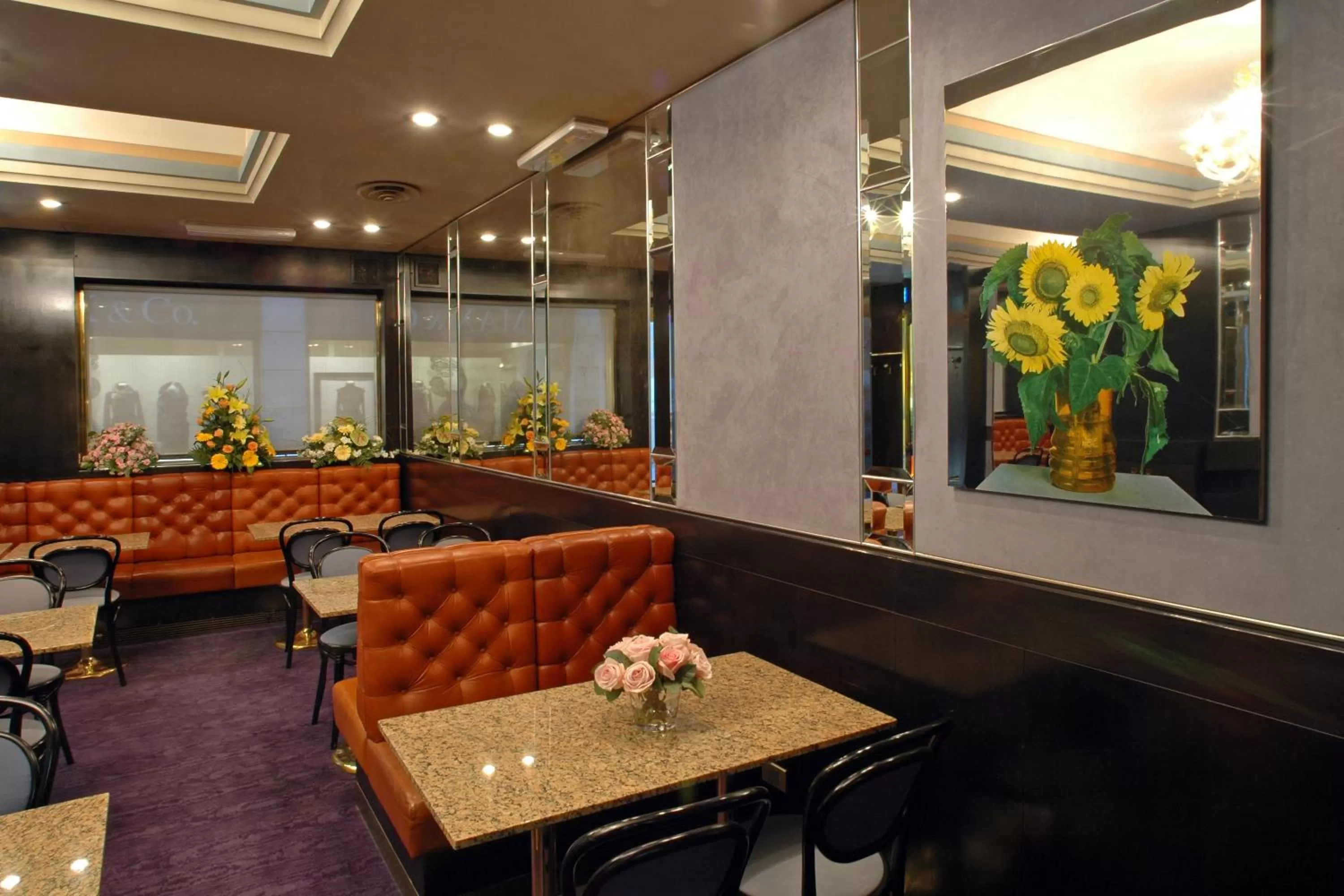 Restaurant/places to eat in Hotel Centrale Byron