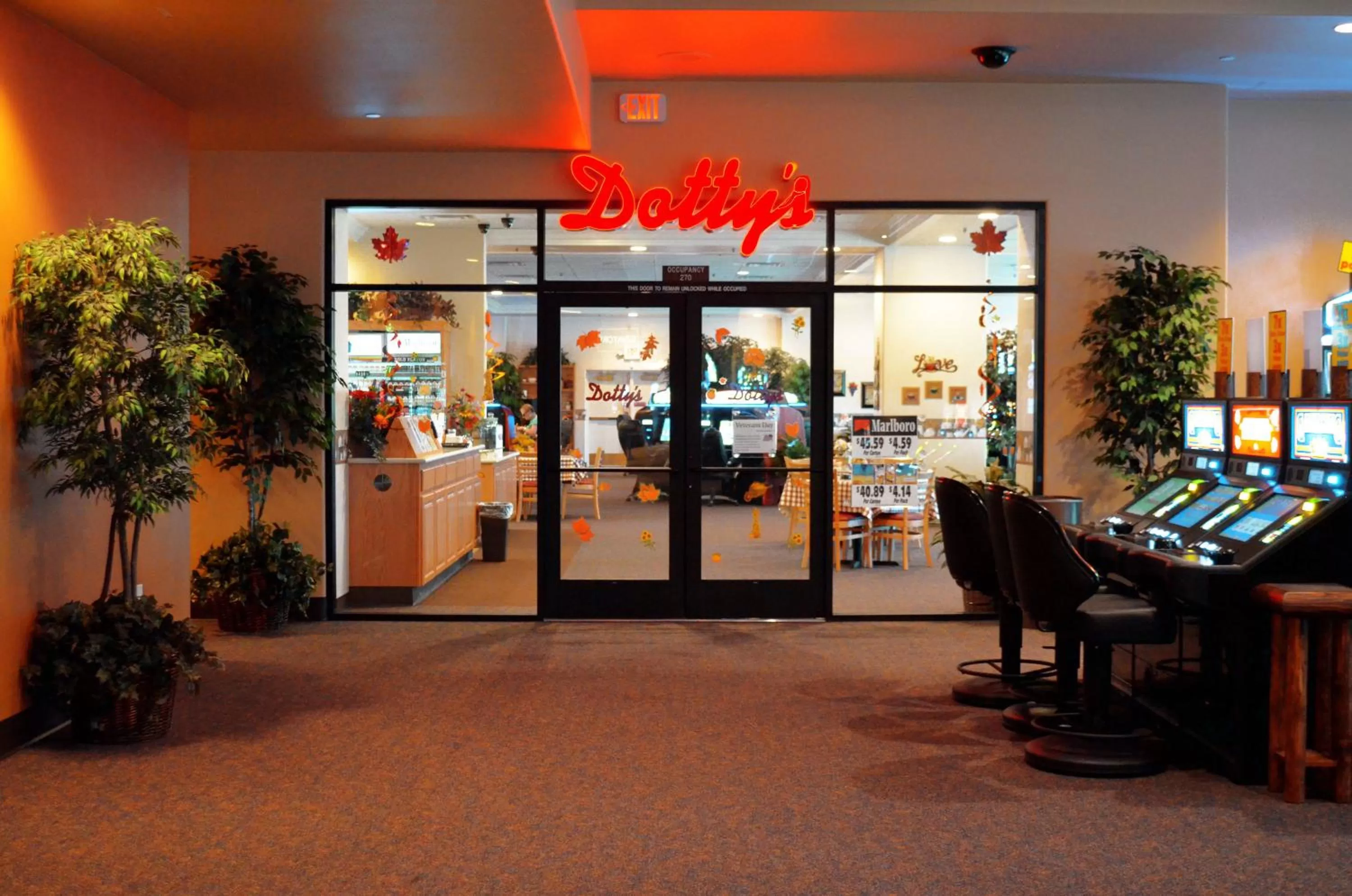 Restaurant/places to eat in Laughlin River Lodge