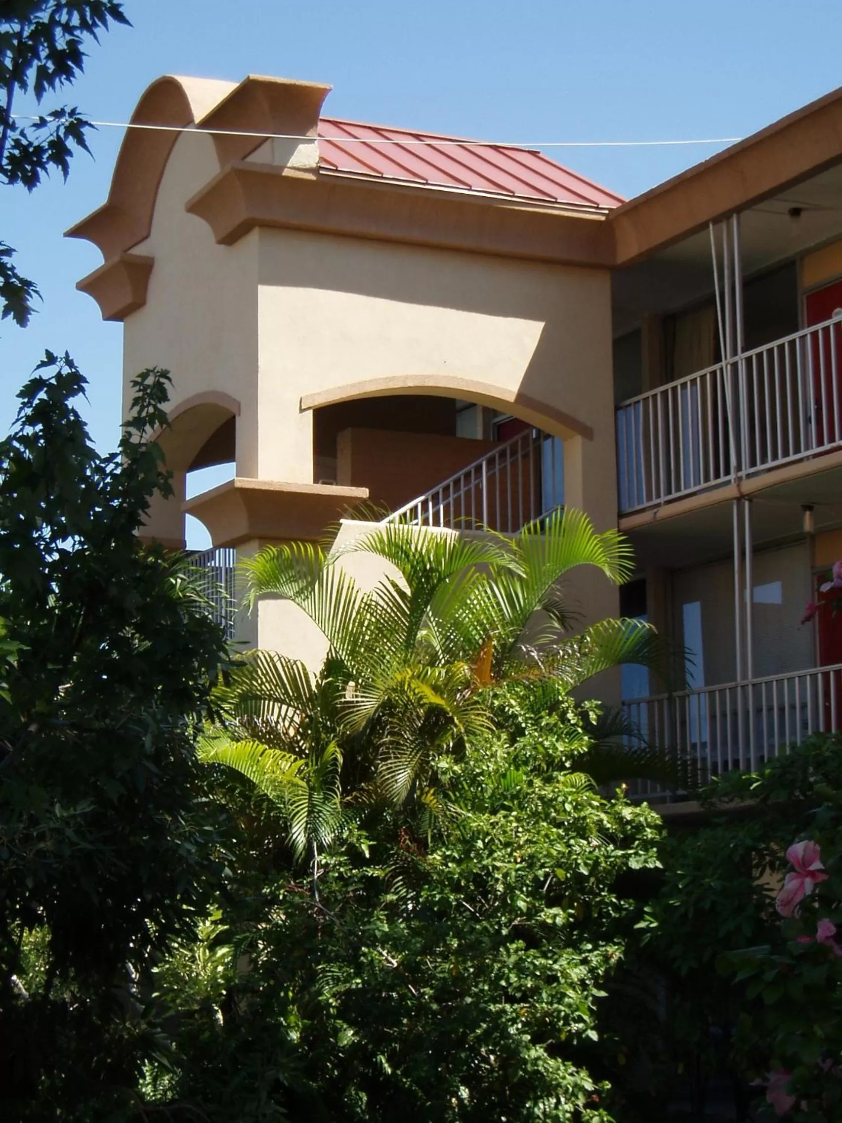 Facade/entrance in Red Carpet Inn Airport Fort Lauderdale