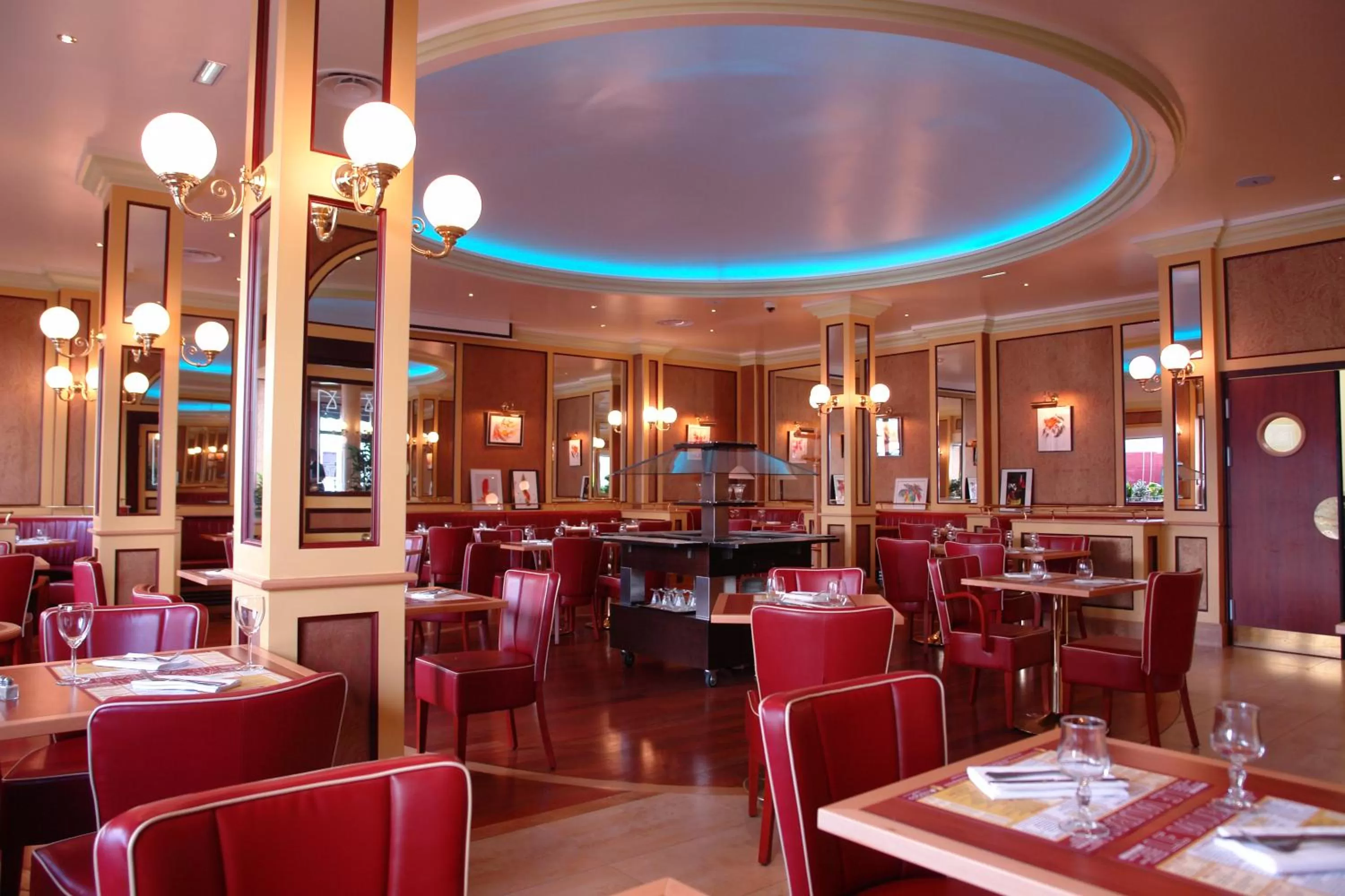 Restaurant/places to eat in Hôtel Vauban