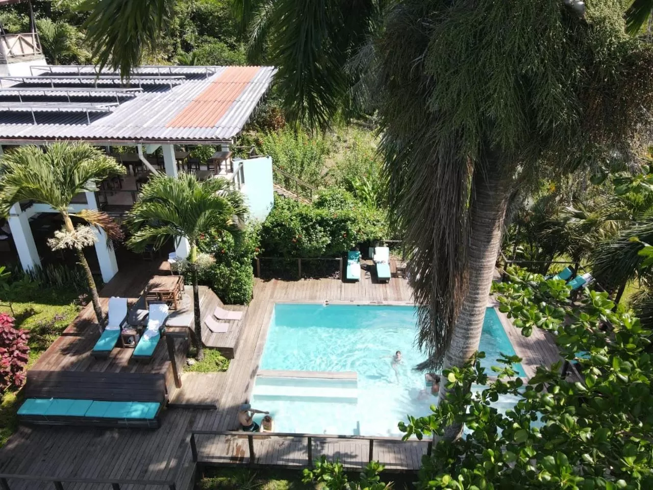 Property building, Pool View in Bird Island Bungalows