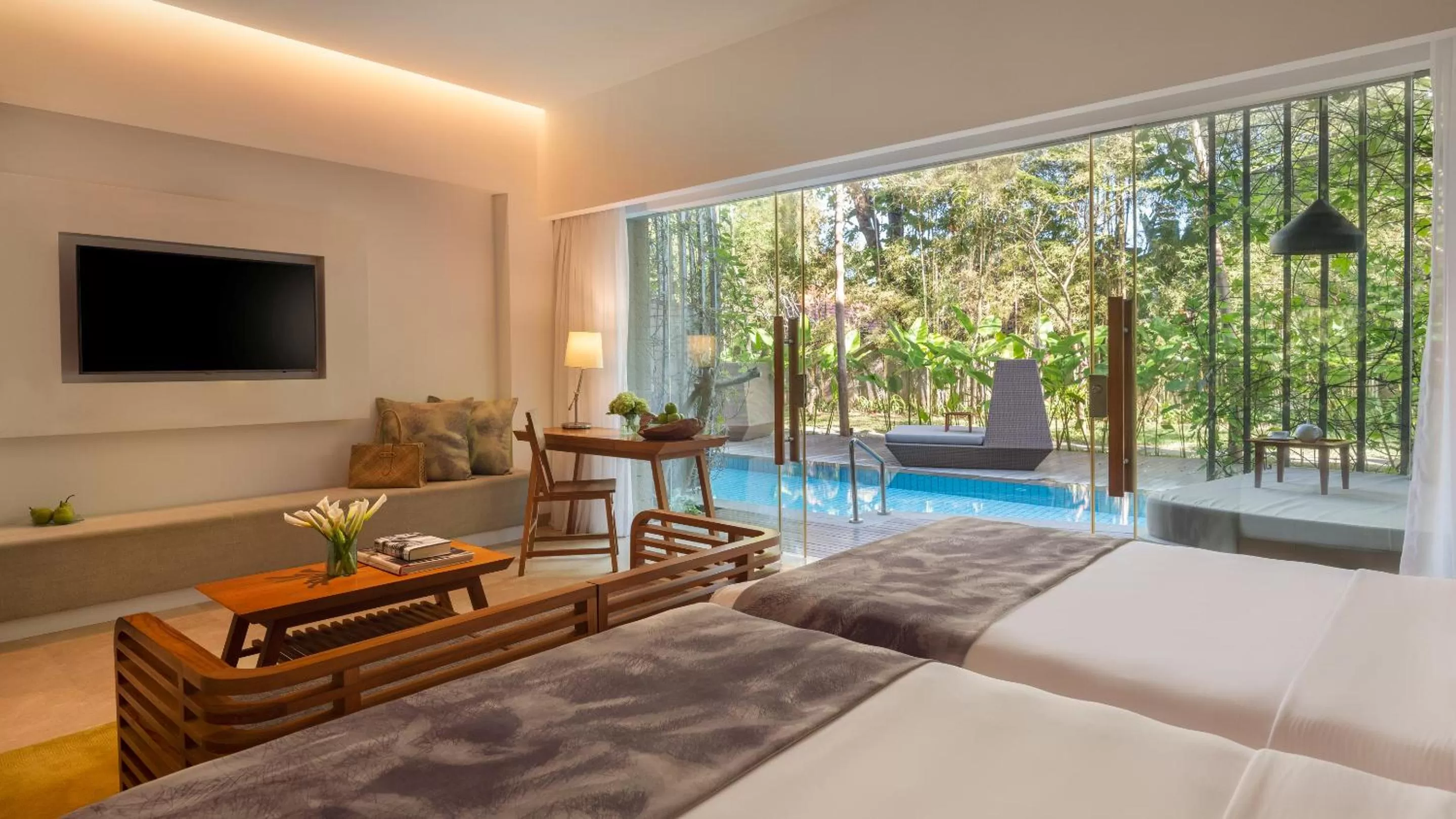 Bedroom, Bed in Maya Sanur Resort & Spa