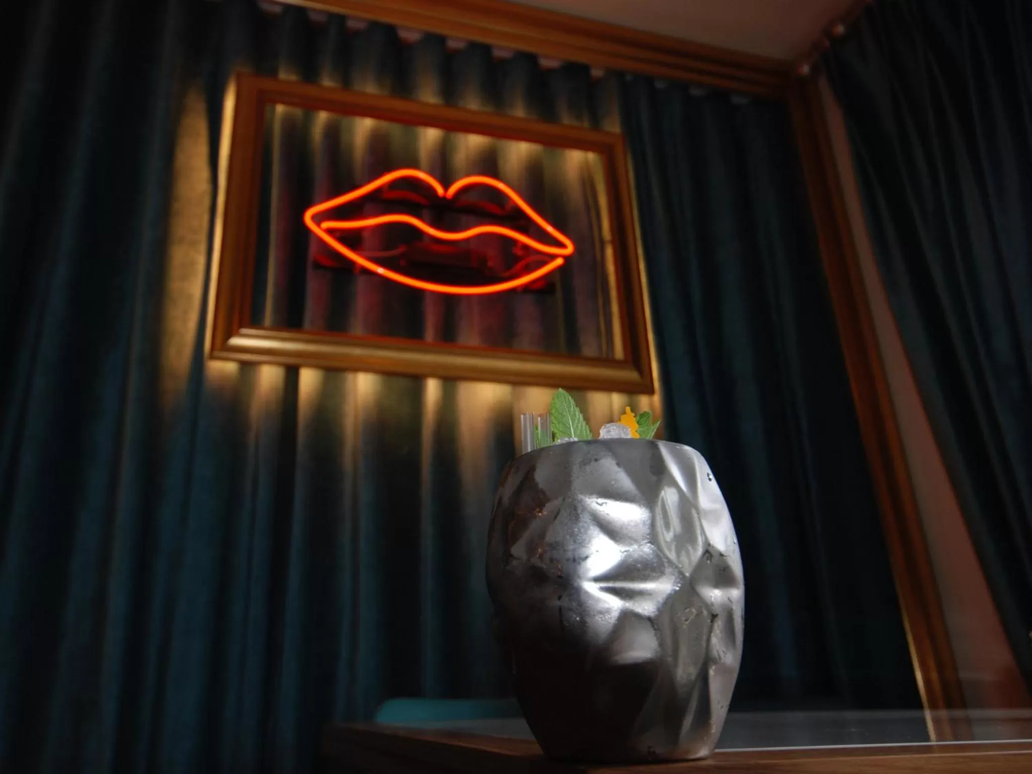 Drinks in Forster Court Hotel